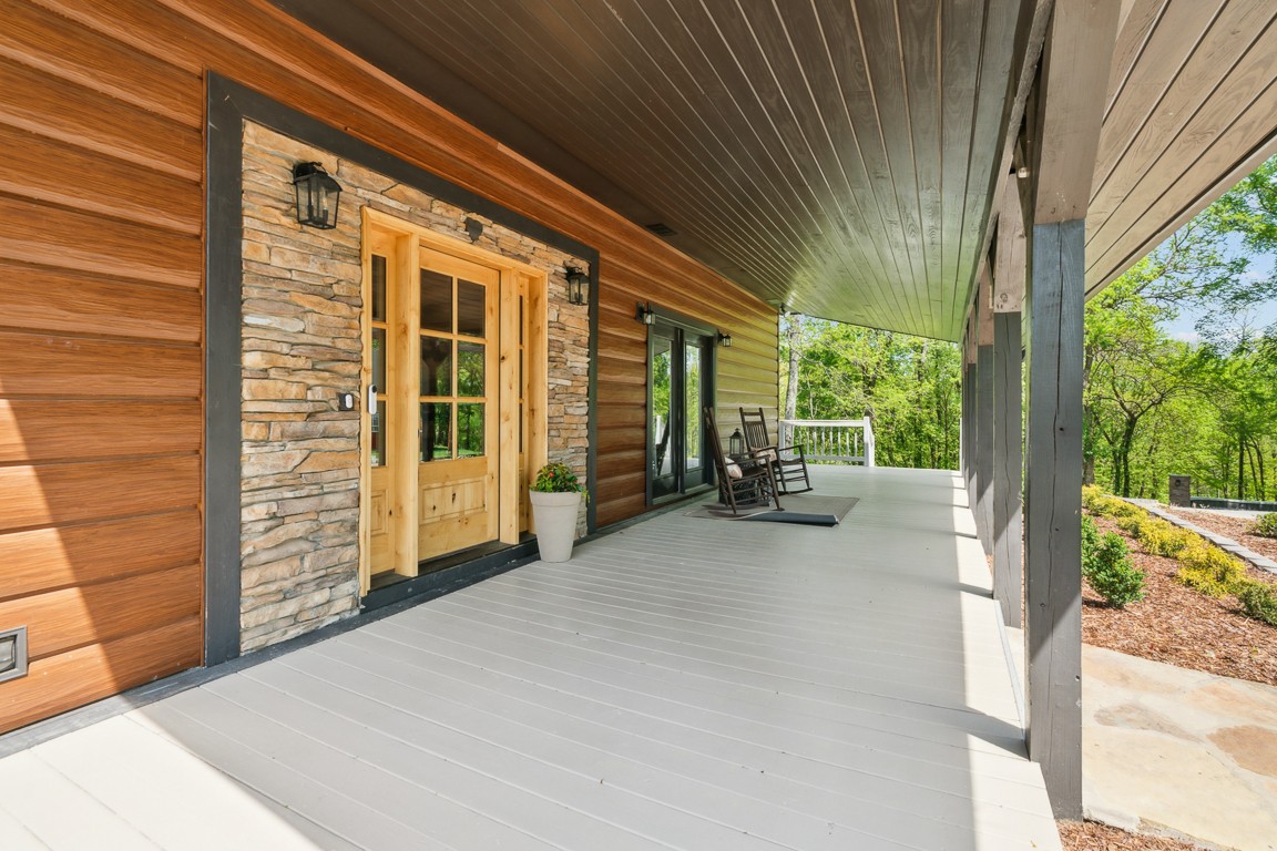 1885 Evergreen Rd
