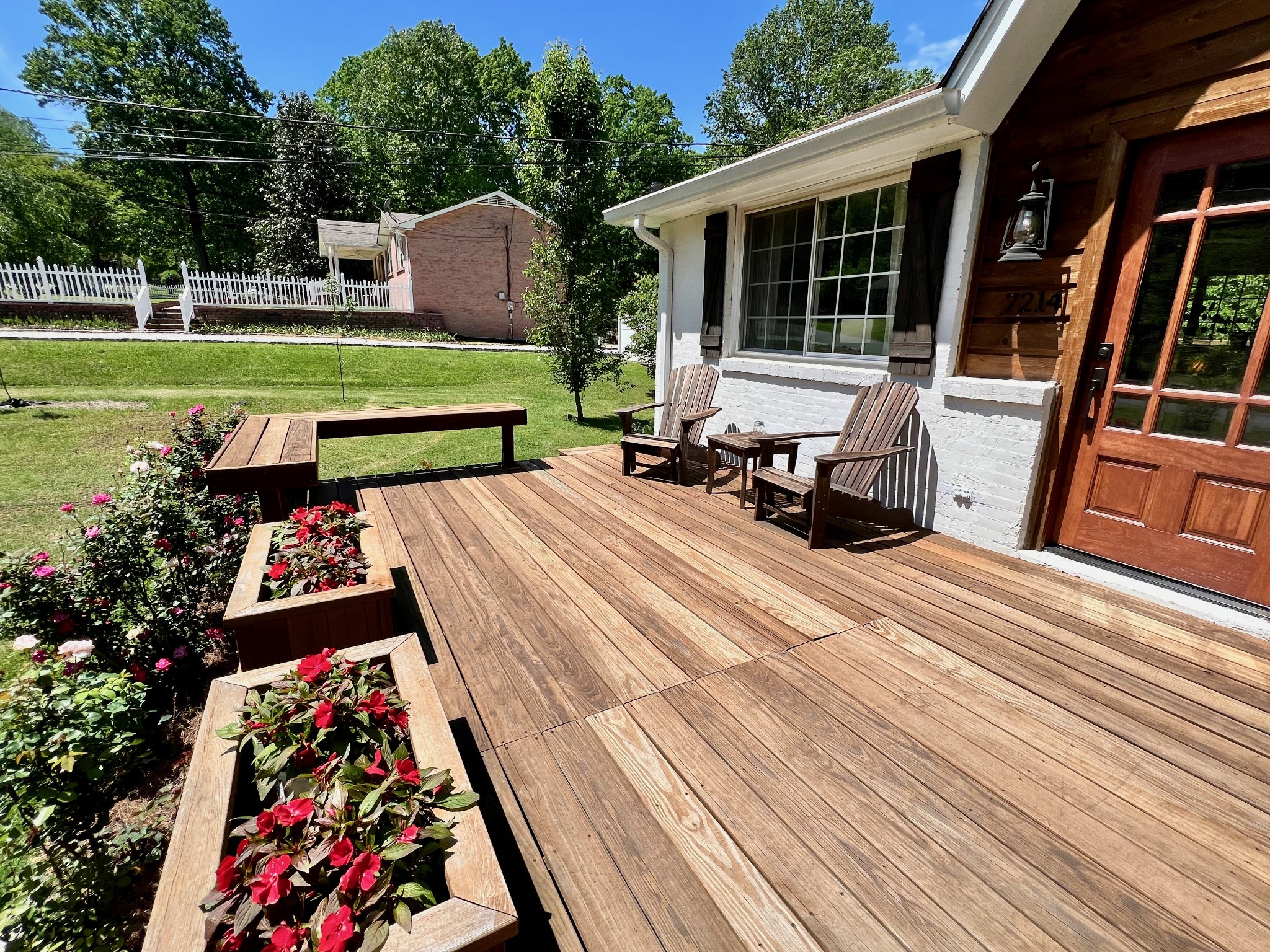 7214 Timberlane Dr
