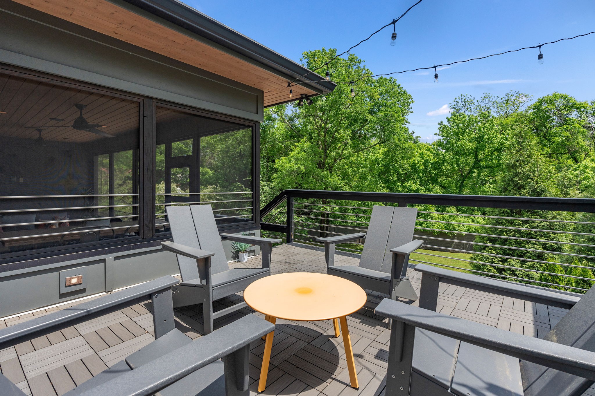 2103 Fernwood Dr