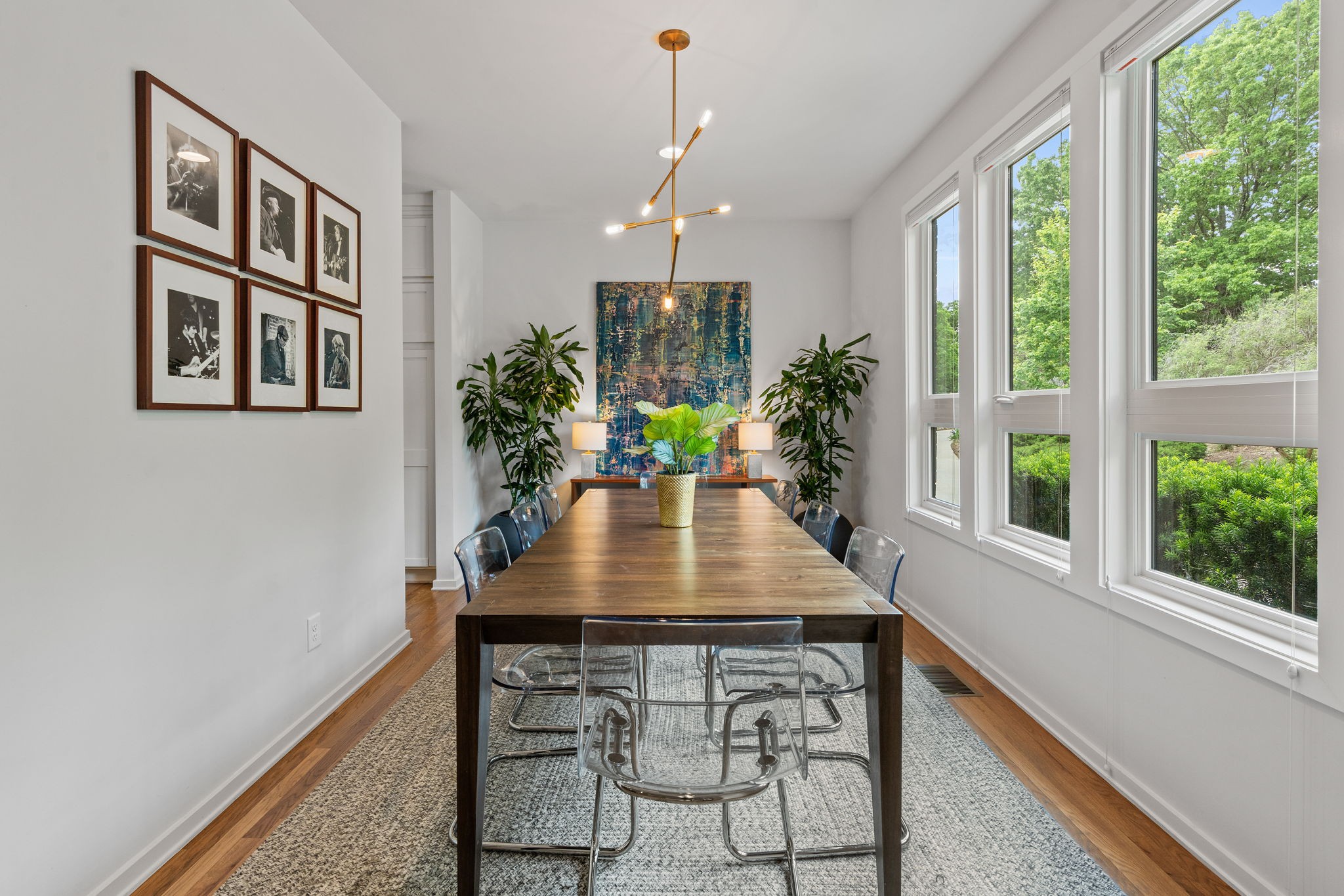 2103 Fernwood Dr
