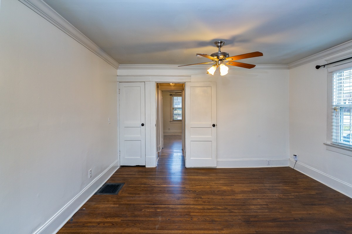 1534 Douglas Ave