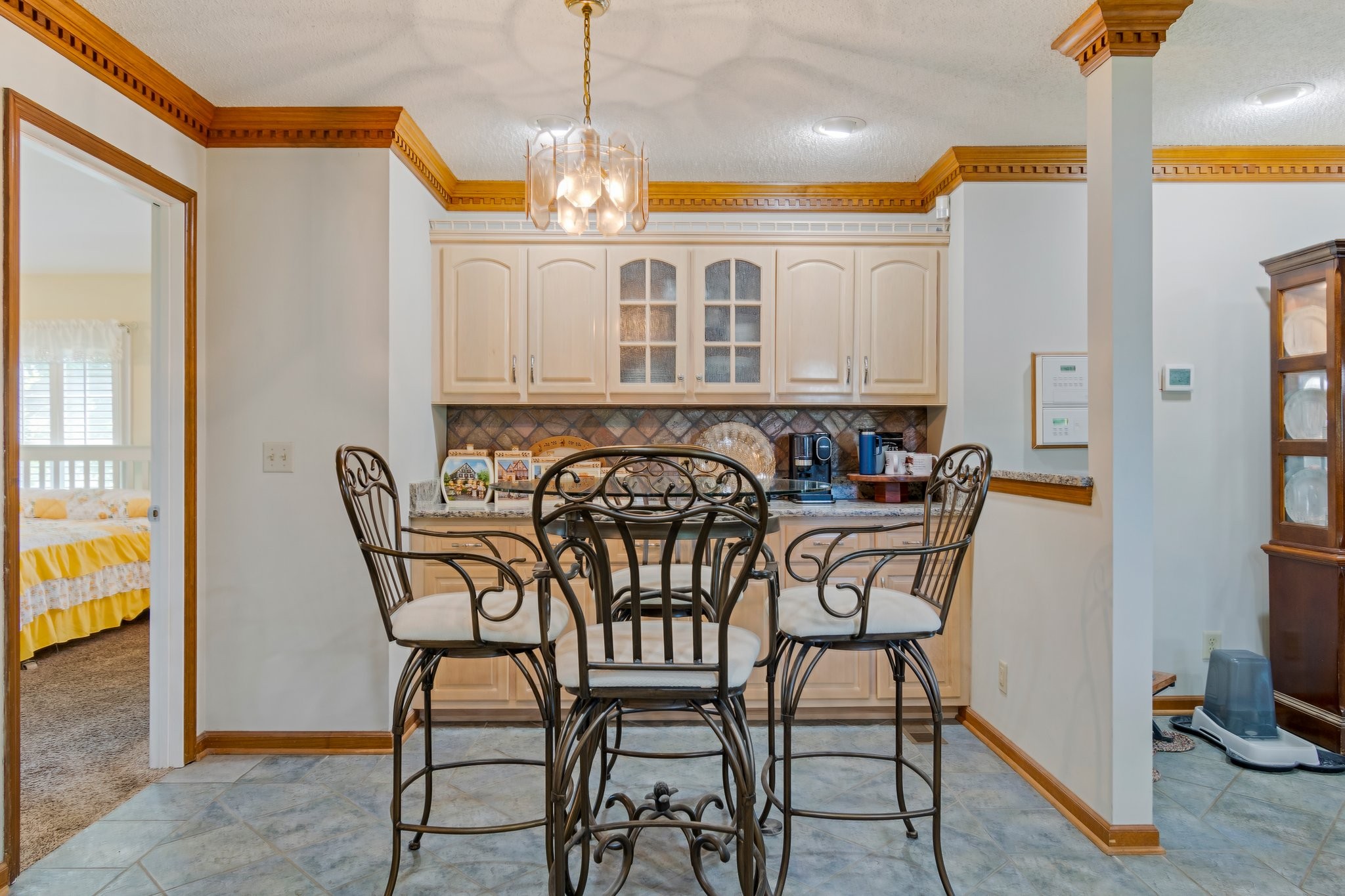 1021 John Windrow Rd