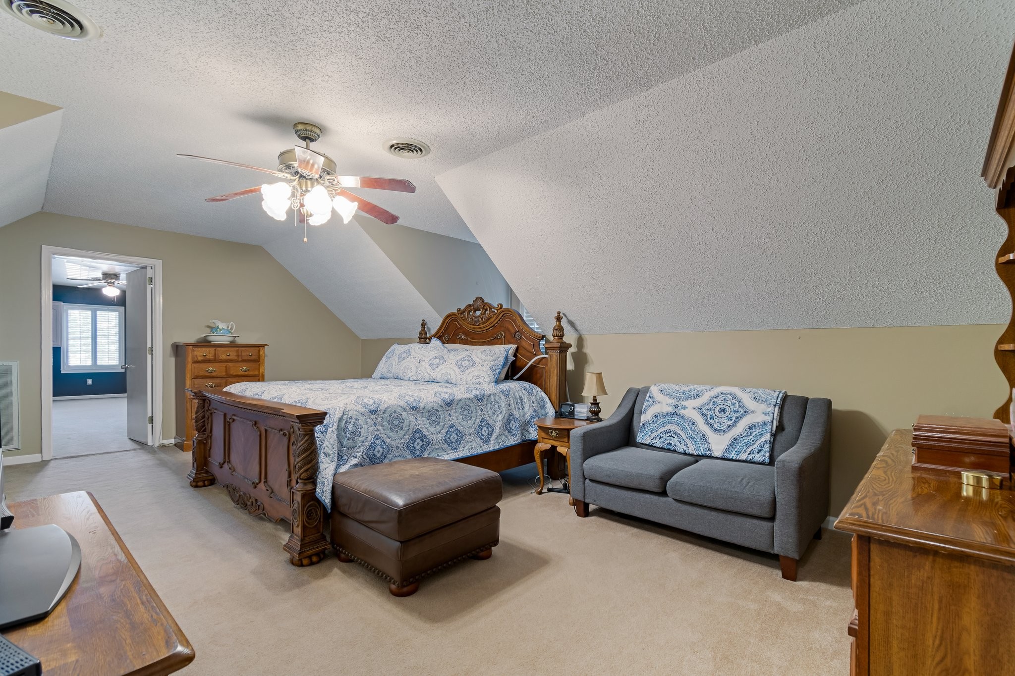 1021 John Windrow Rd