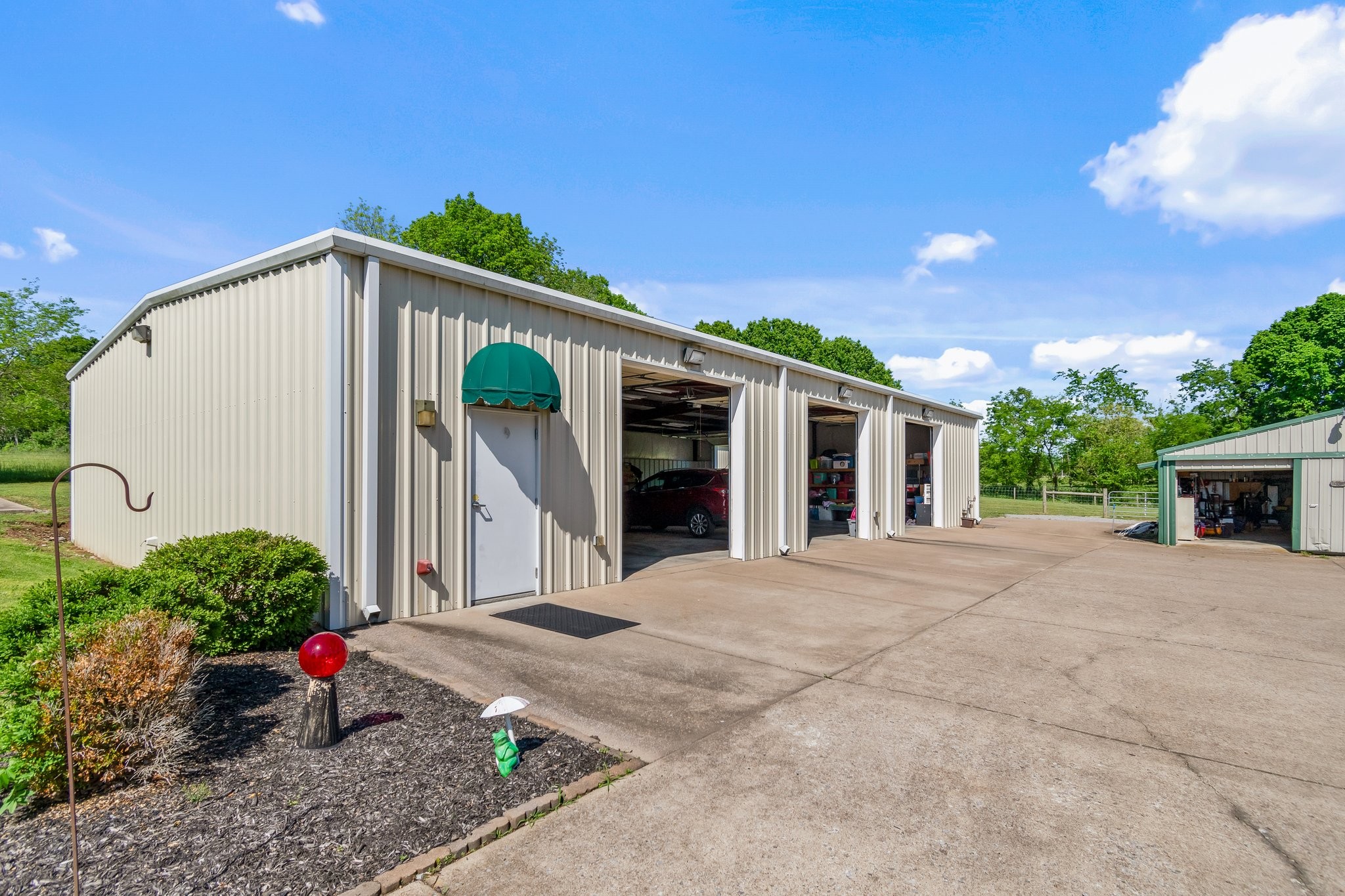 1021 John Windrow Rd