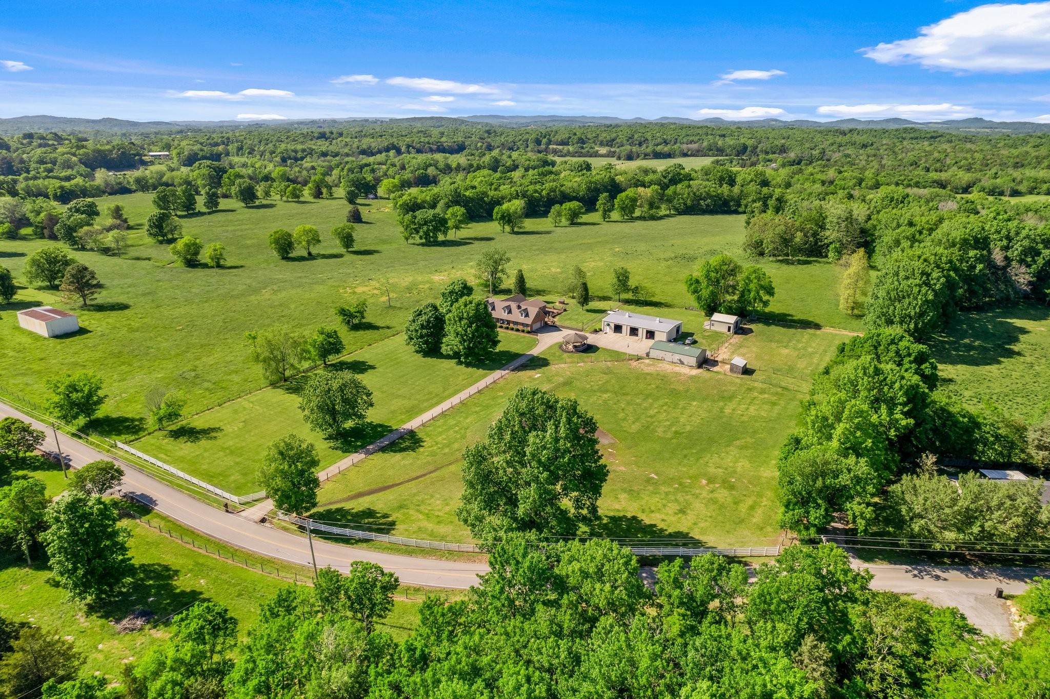 1021 John Windrow Rd