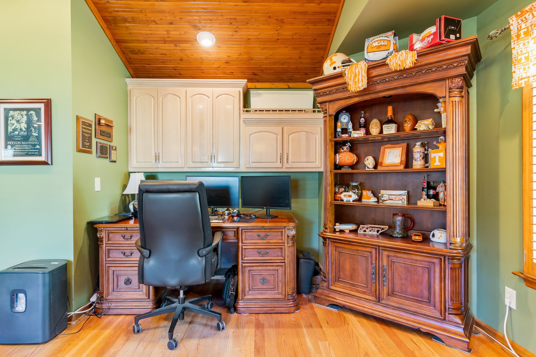 1021 John Windrow Rd