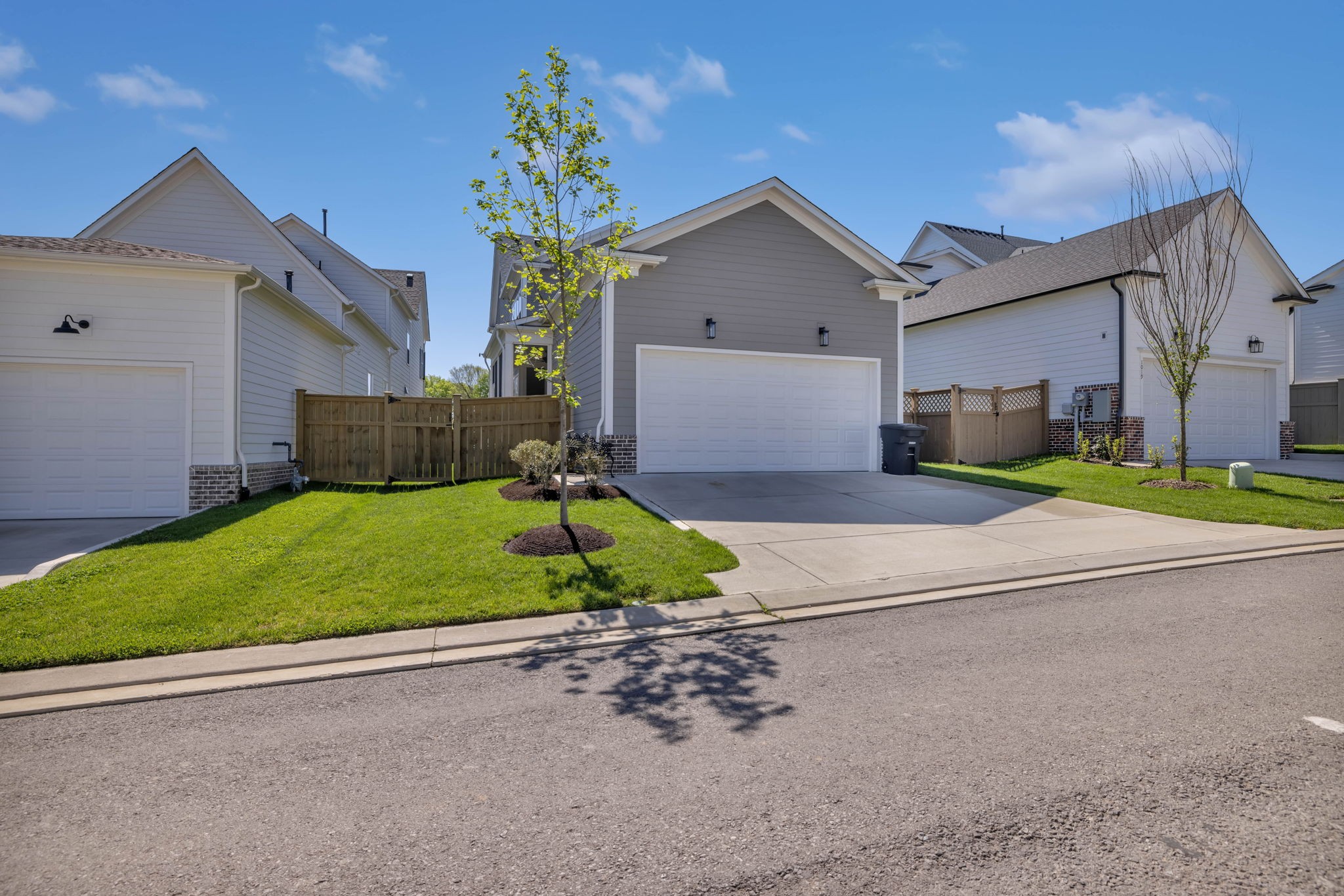 1025 Southbrooke Blvd