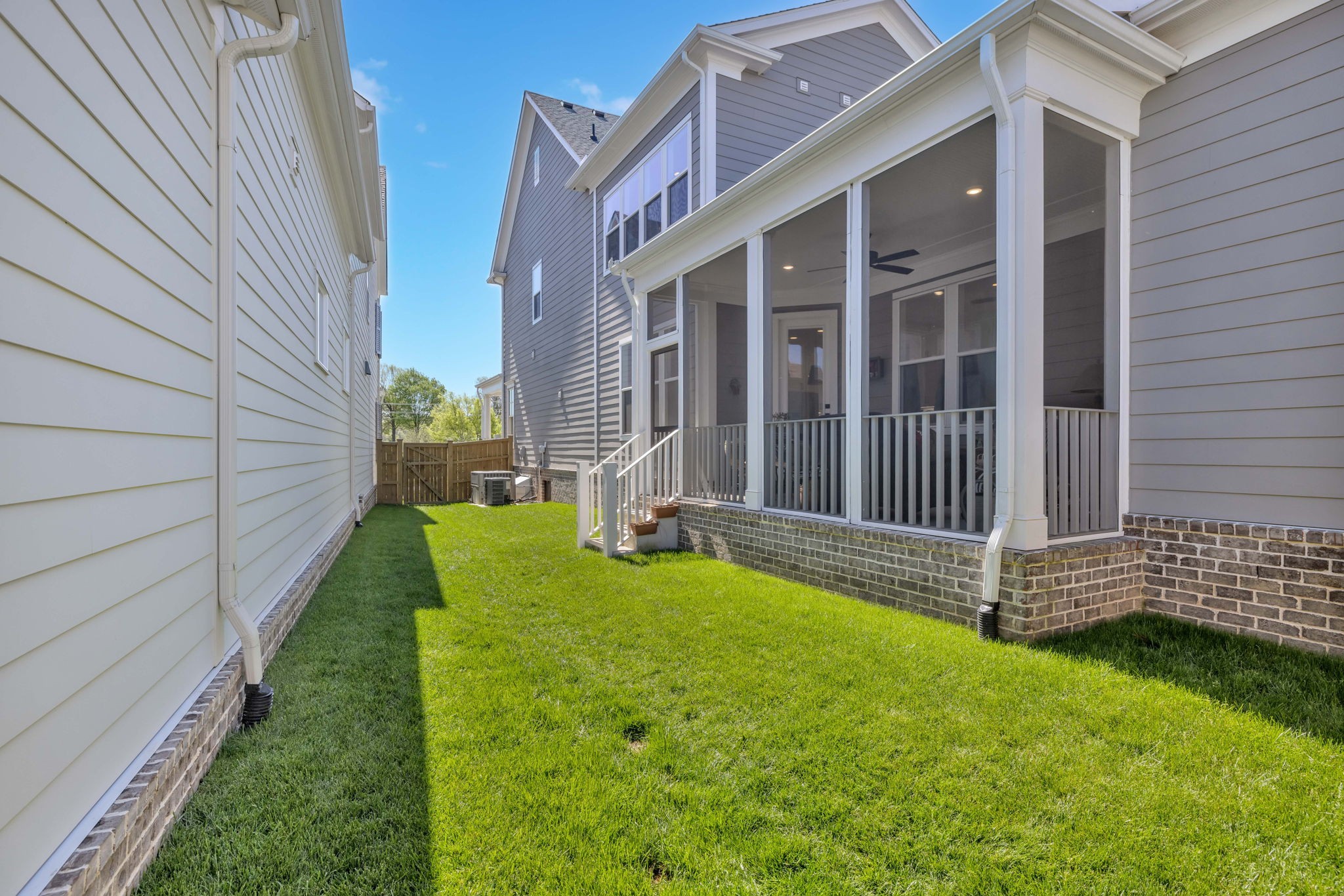 1025 Southbrooke Blvd