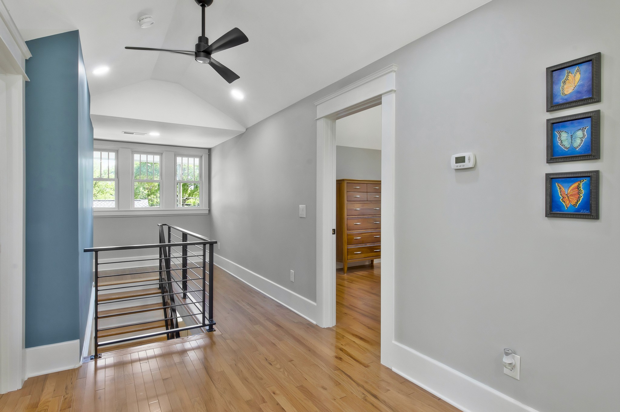 4511 Dakota Ave