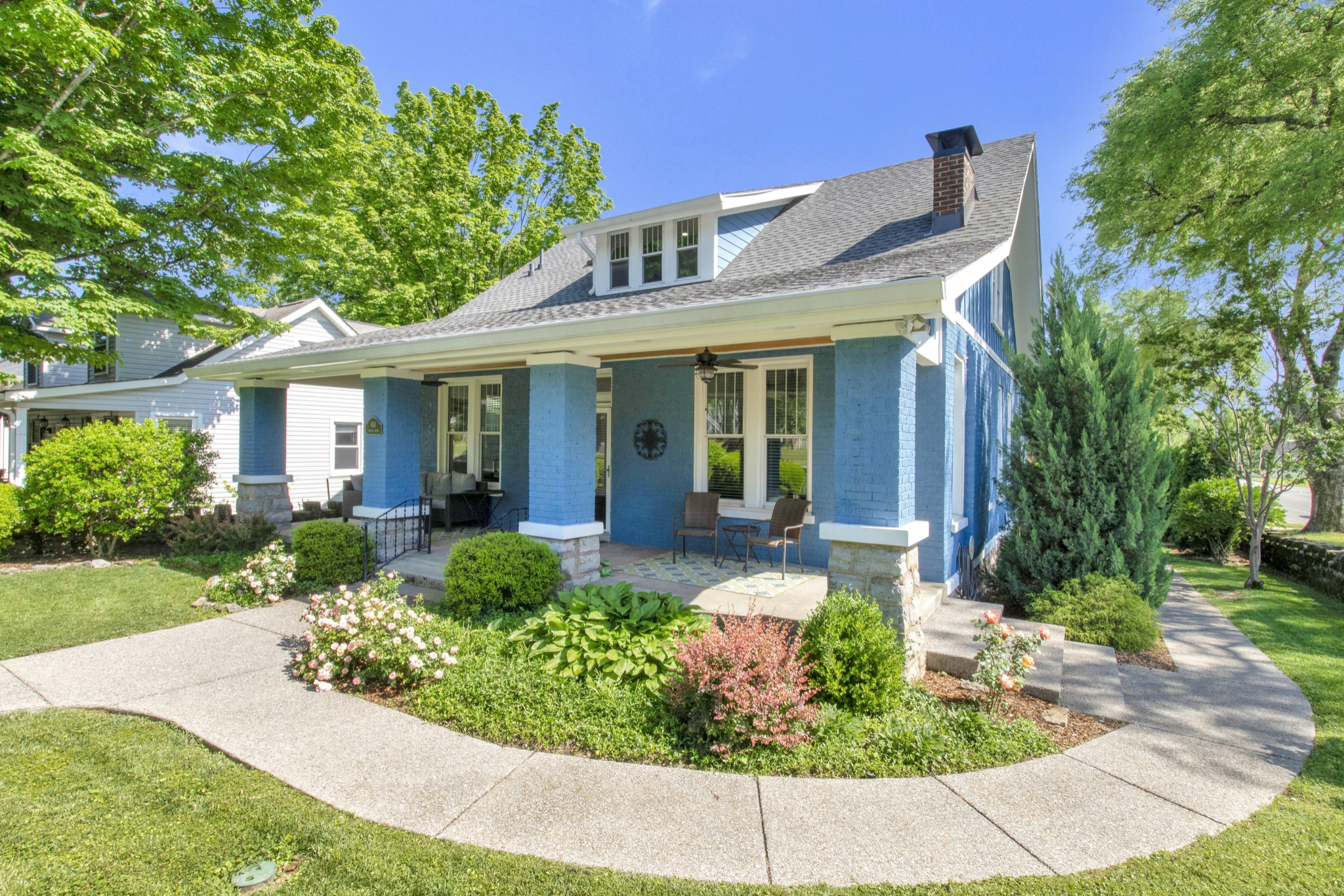 4511 Dakota Ave