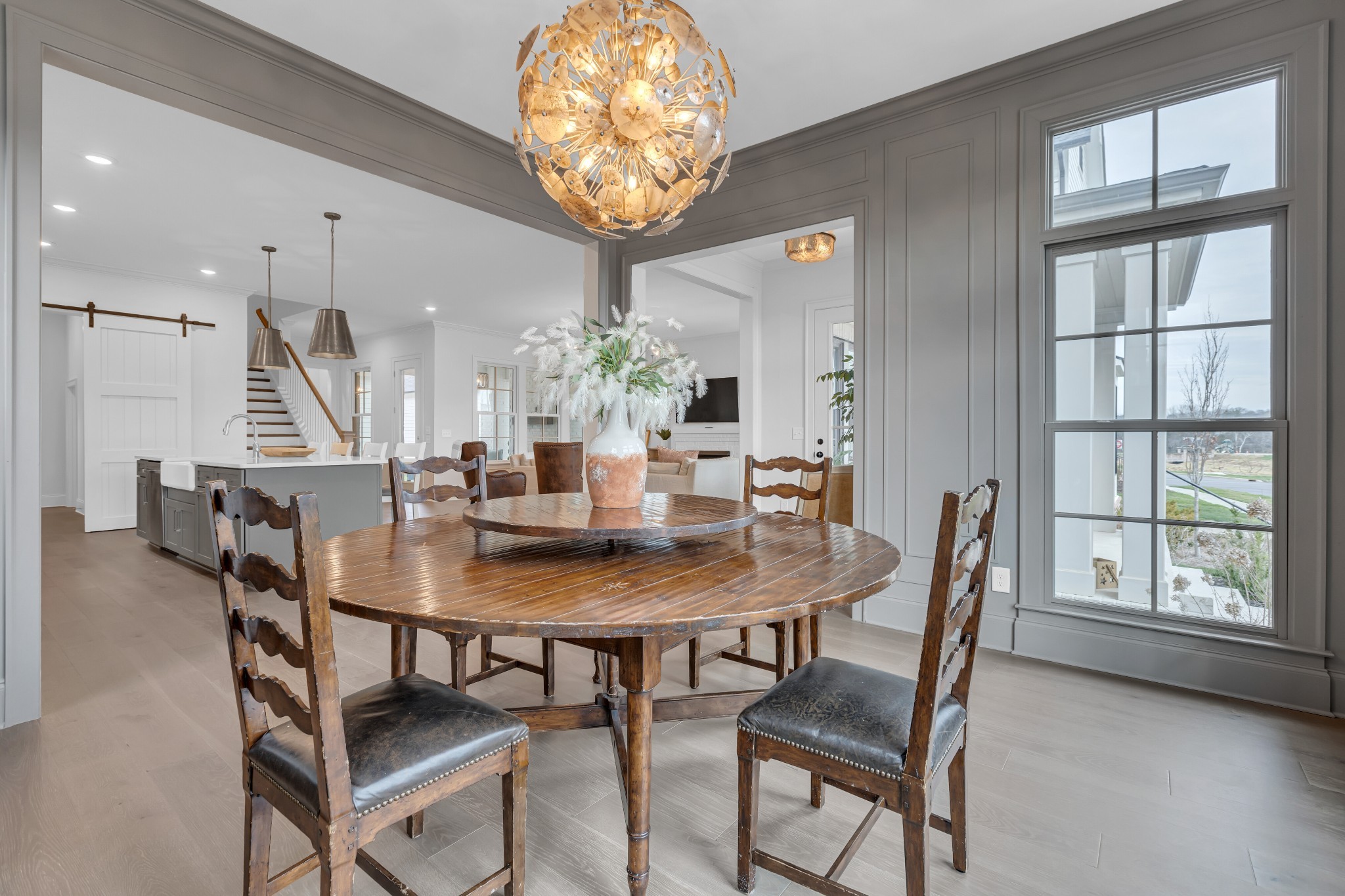 656 Jackson Falls Dr