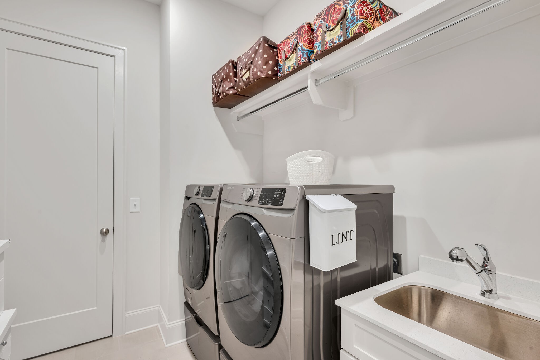 656 Jackson Falls Dr