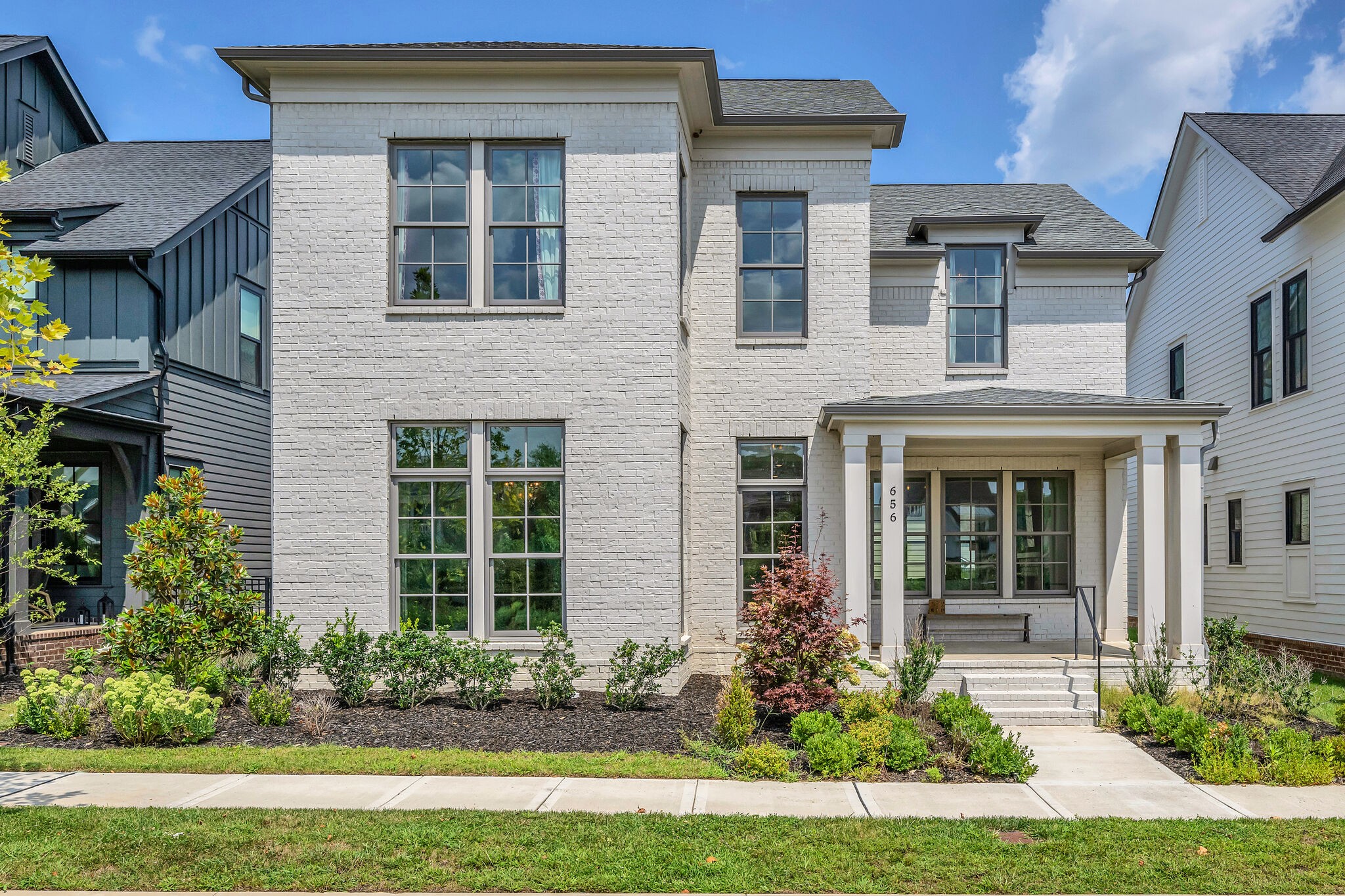 656 Jackson Falls Dr