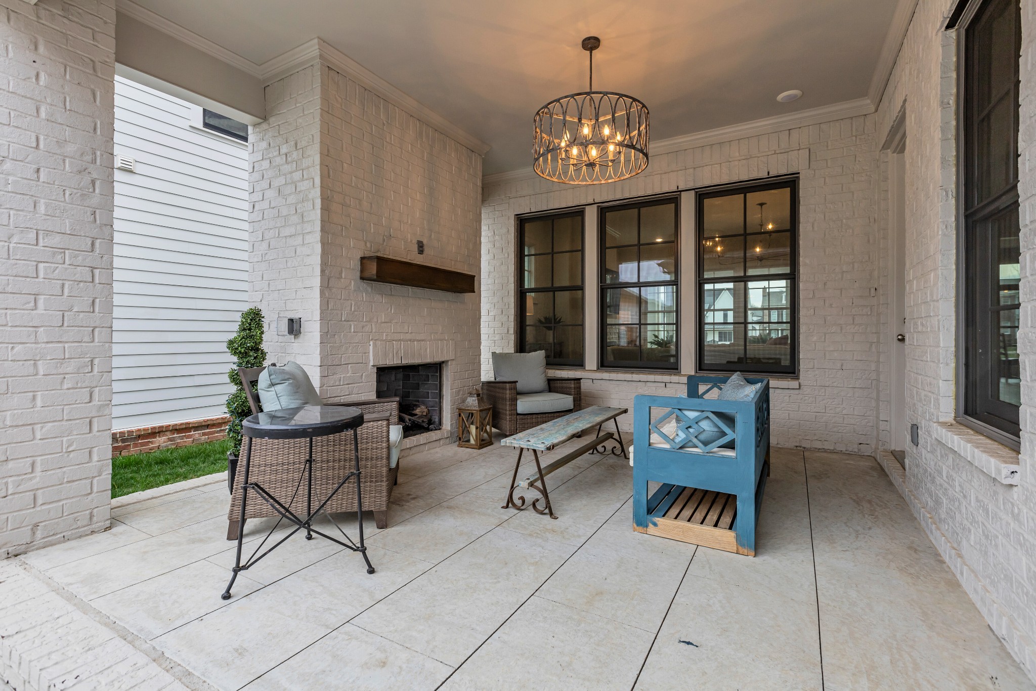 656 Jackson Falls Dr