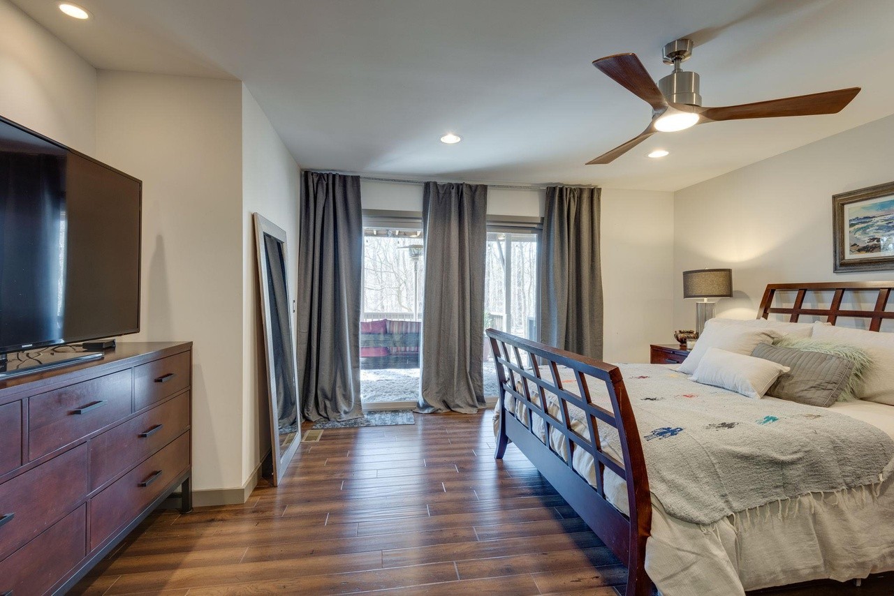 912 Harpeth Trace Dr