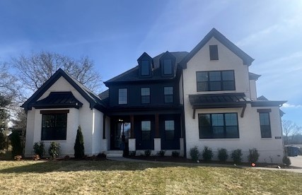 1012 Laguna Drive