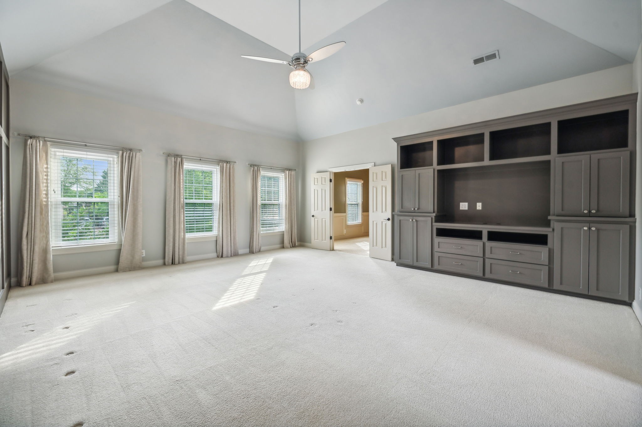 529 Montridge Ct