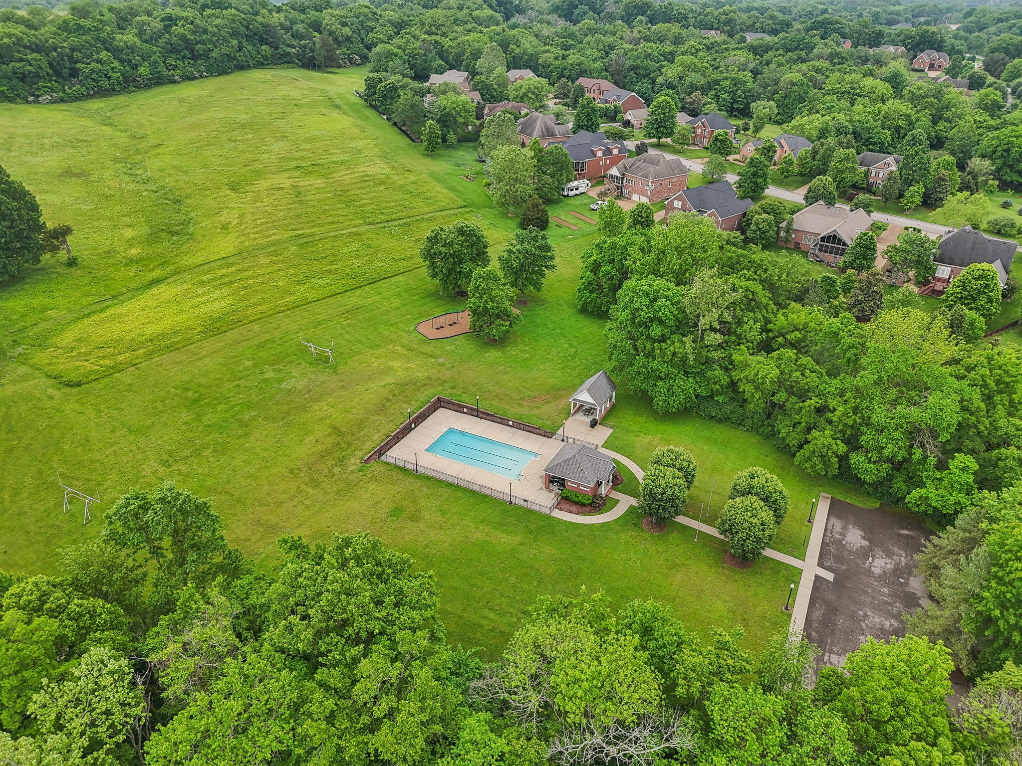 529 Montridge Ct