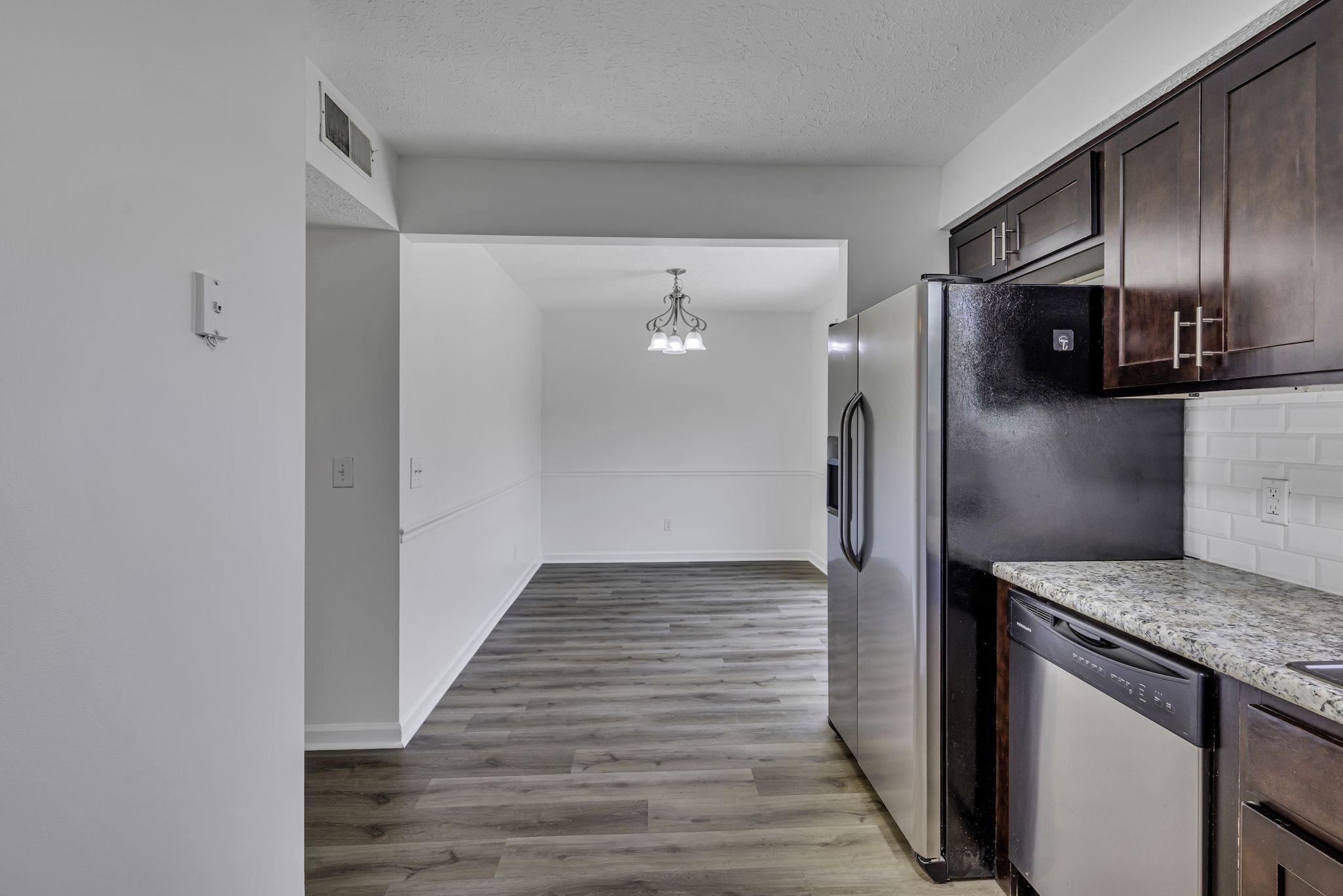 200 Deerpoint Ct