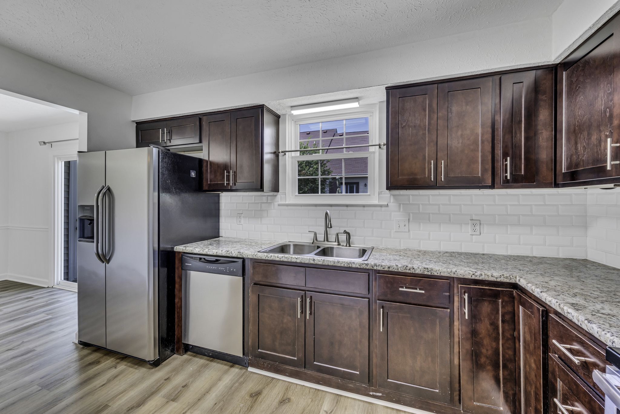 200 Deerpoint Ct