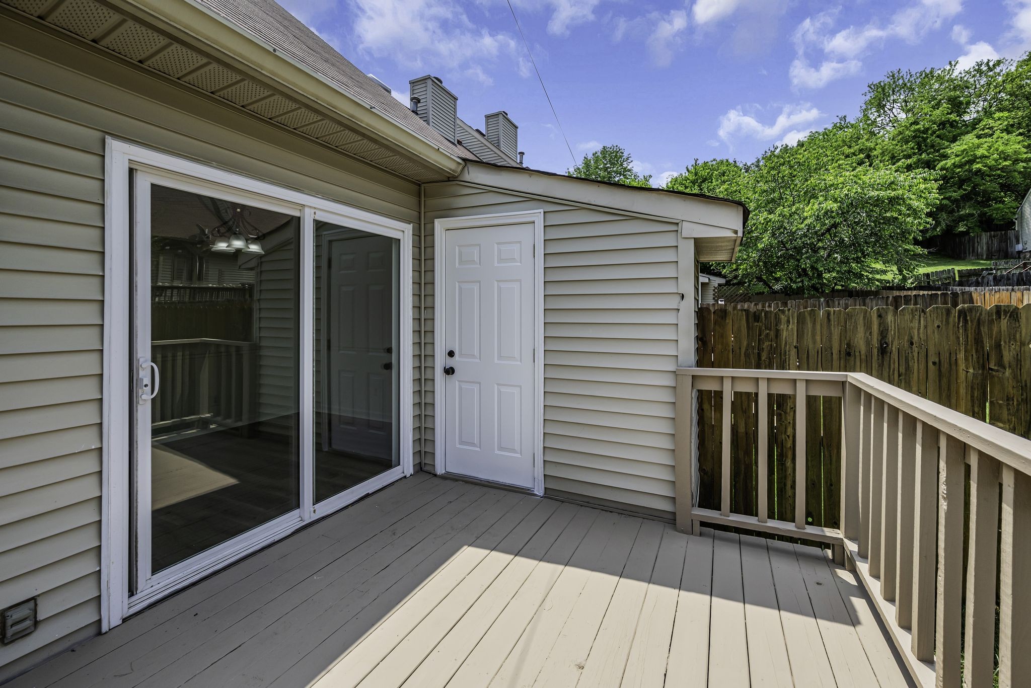200 Deerpoint Ct