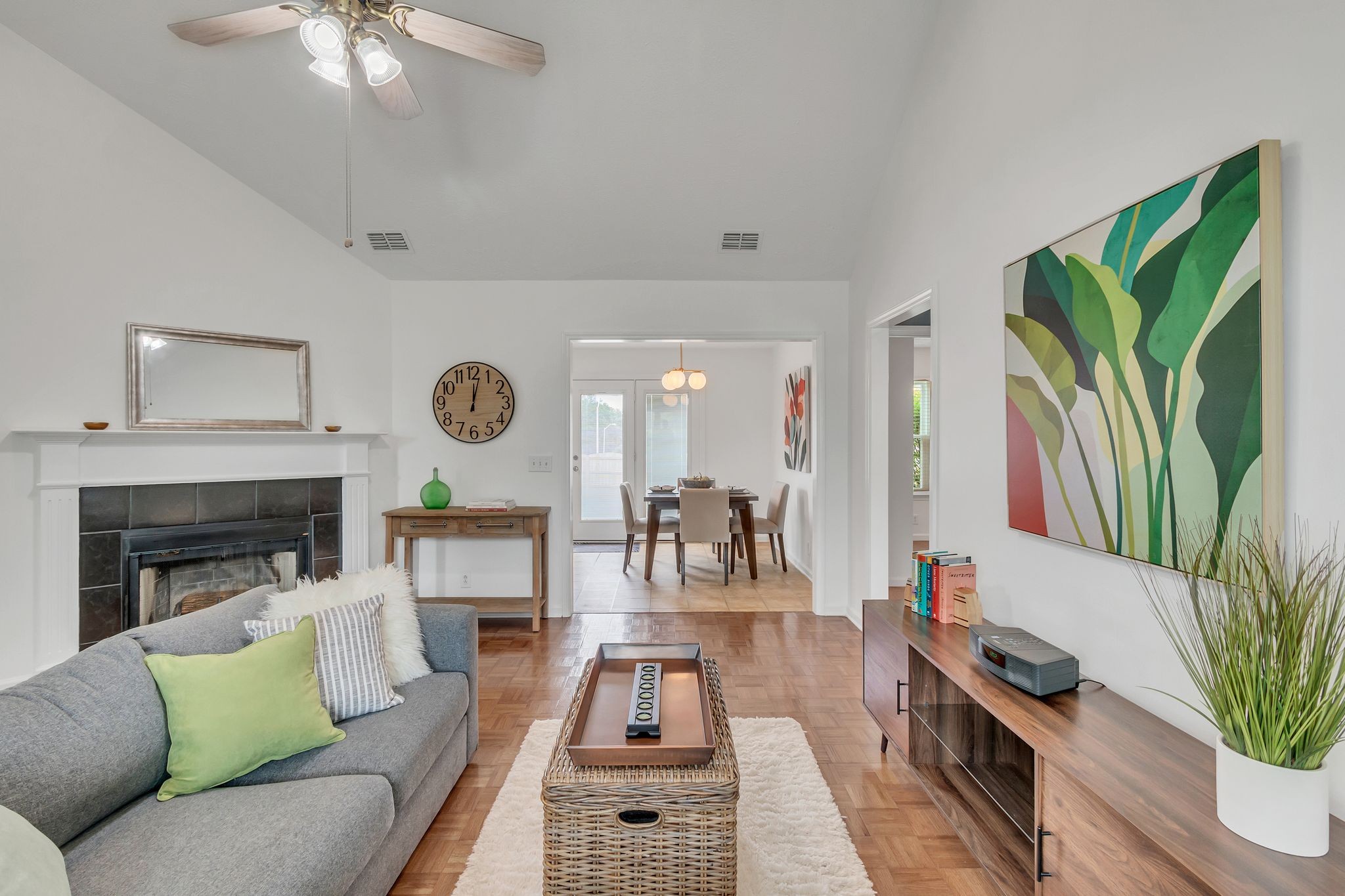 2707 Windemere Dr