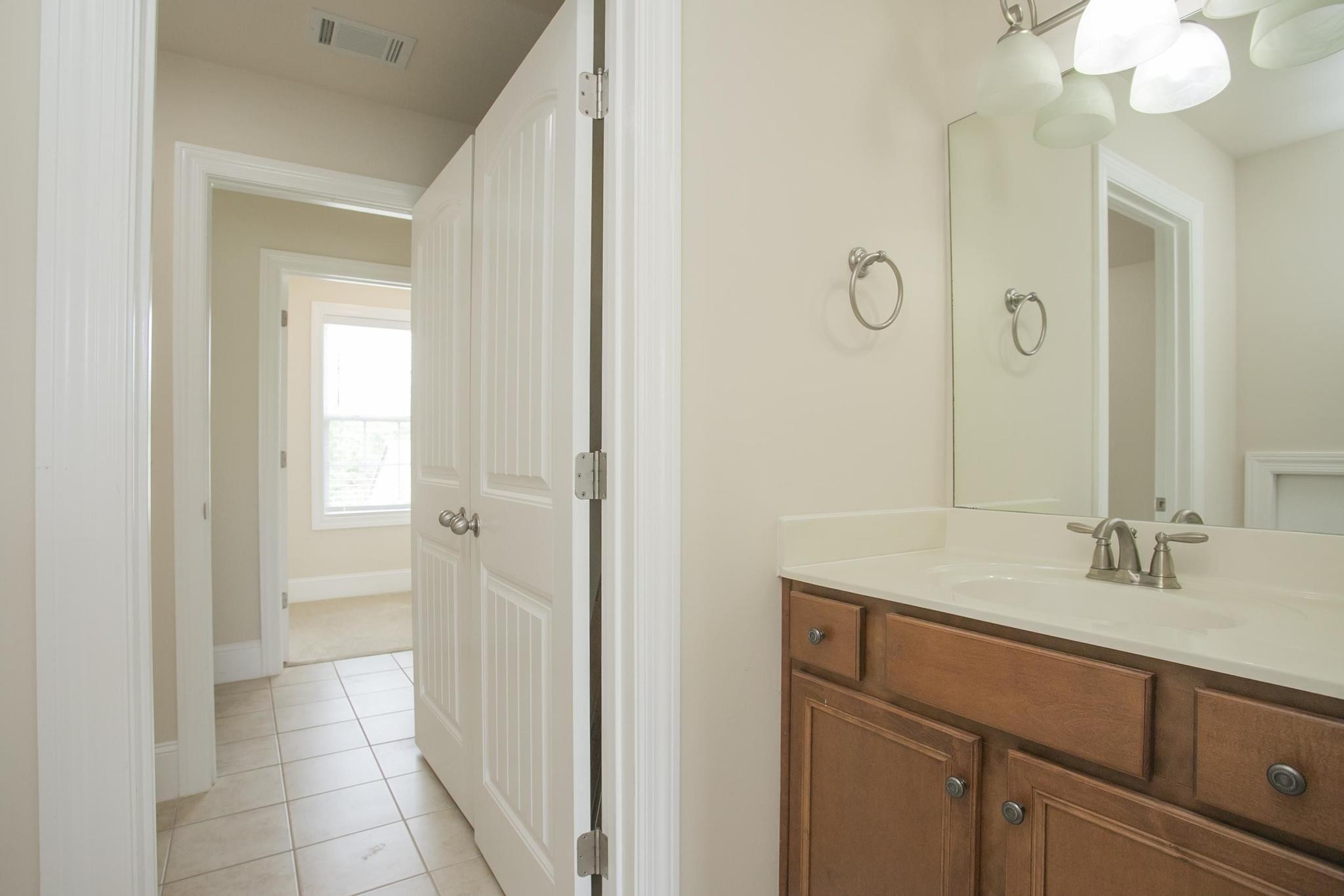 1398 Moonlight Trail