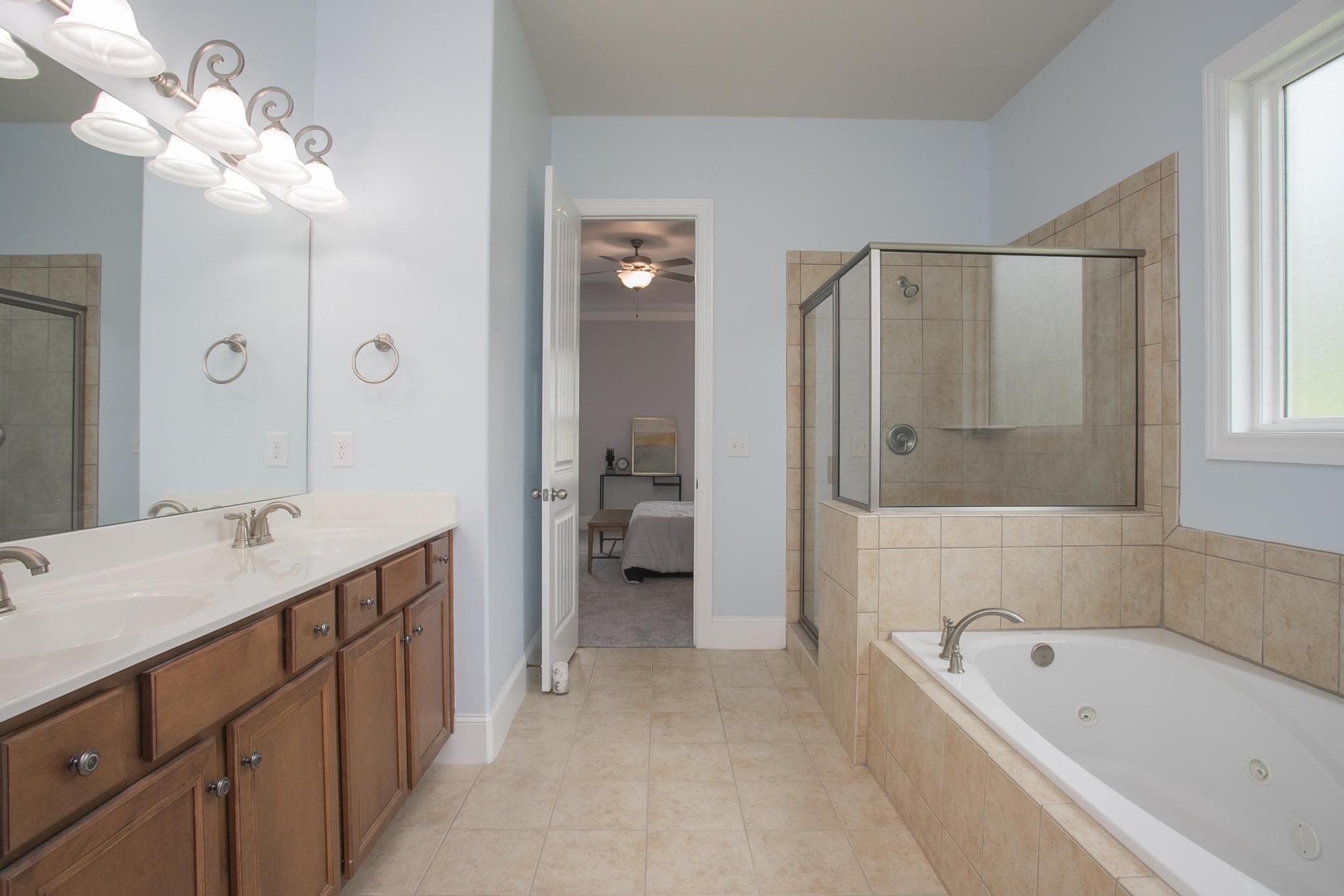 1398 Moonlight Trail