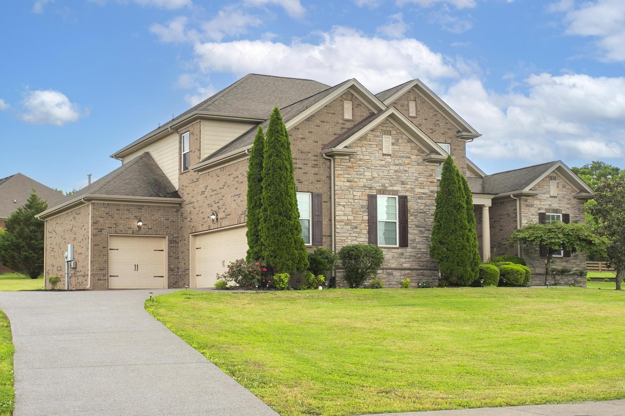 1398 Moonlight Trail