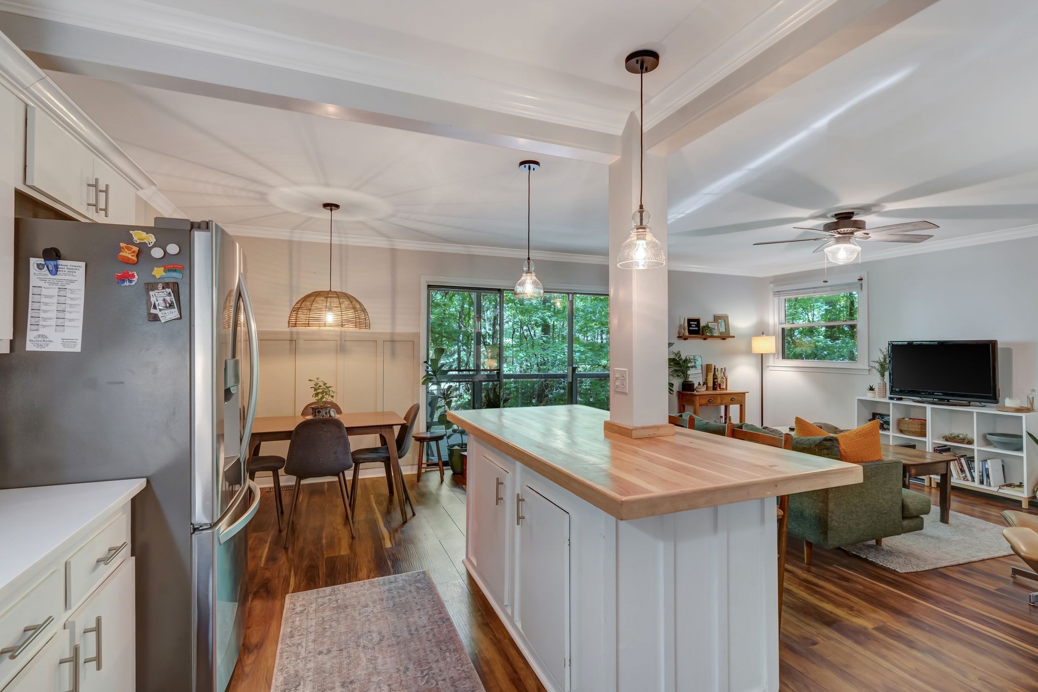 1028 Rustic Hills Dr
