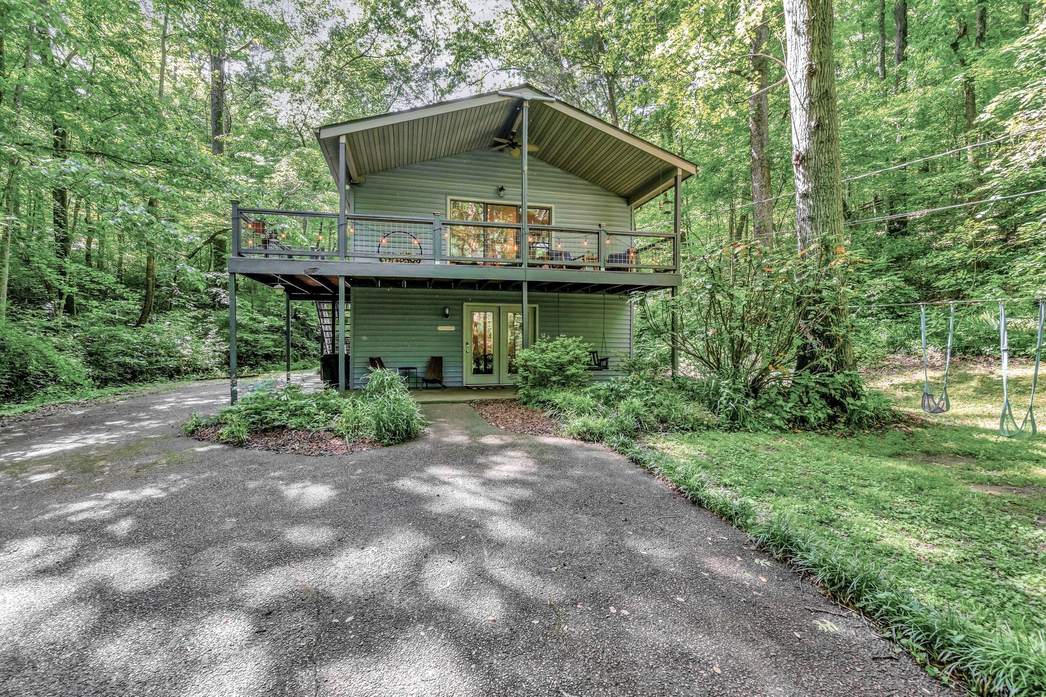 1028 Rustic Hills Dr