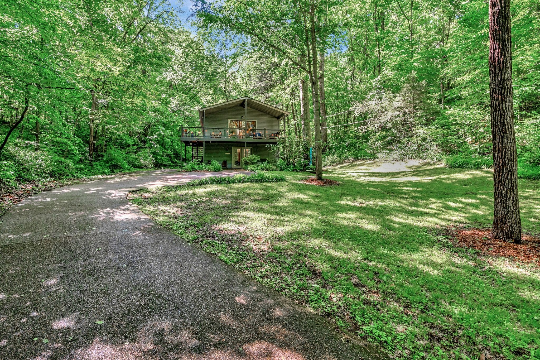 1028 Rustic Hills Dr
