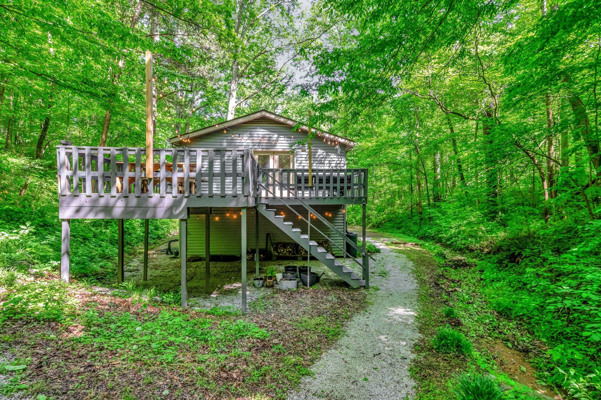 1028 Rustic Hills Dr