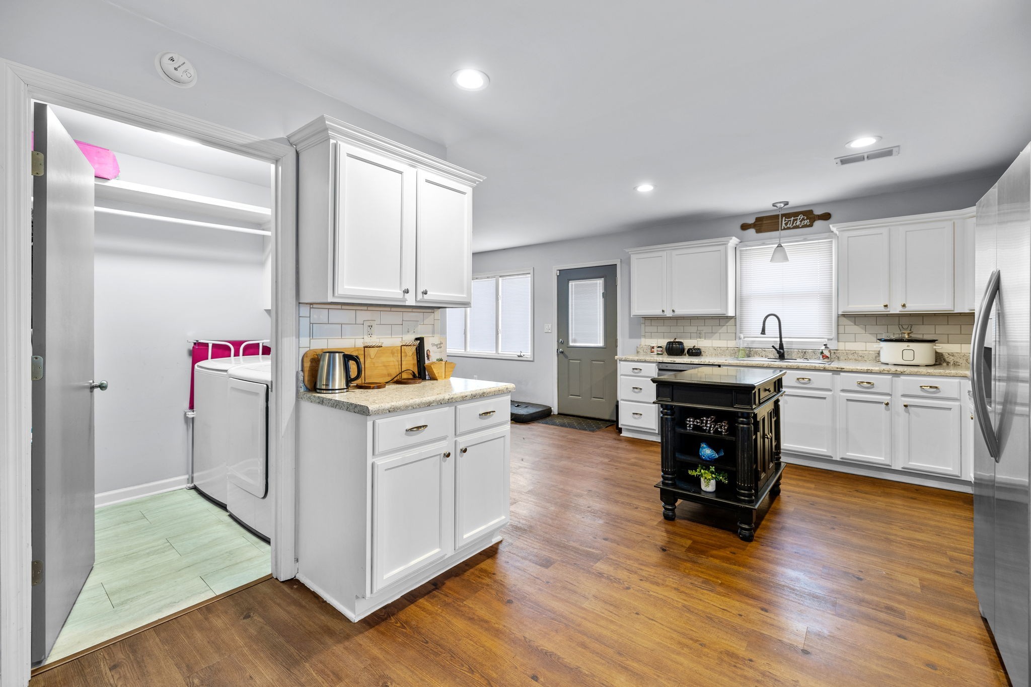 115 Larkway Dr