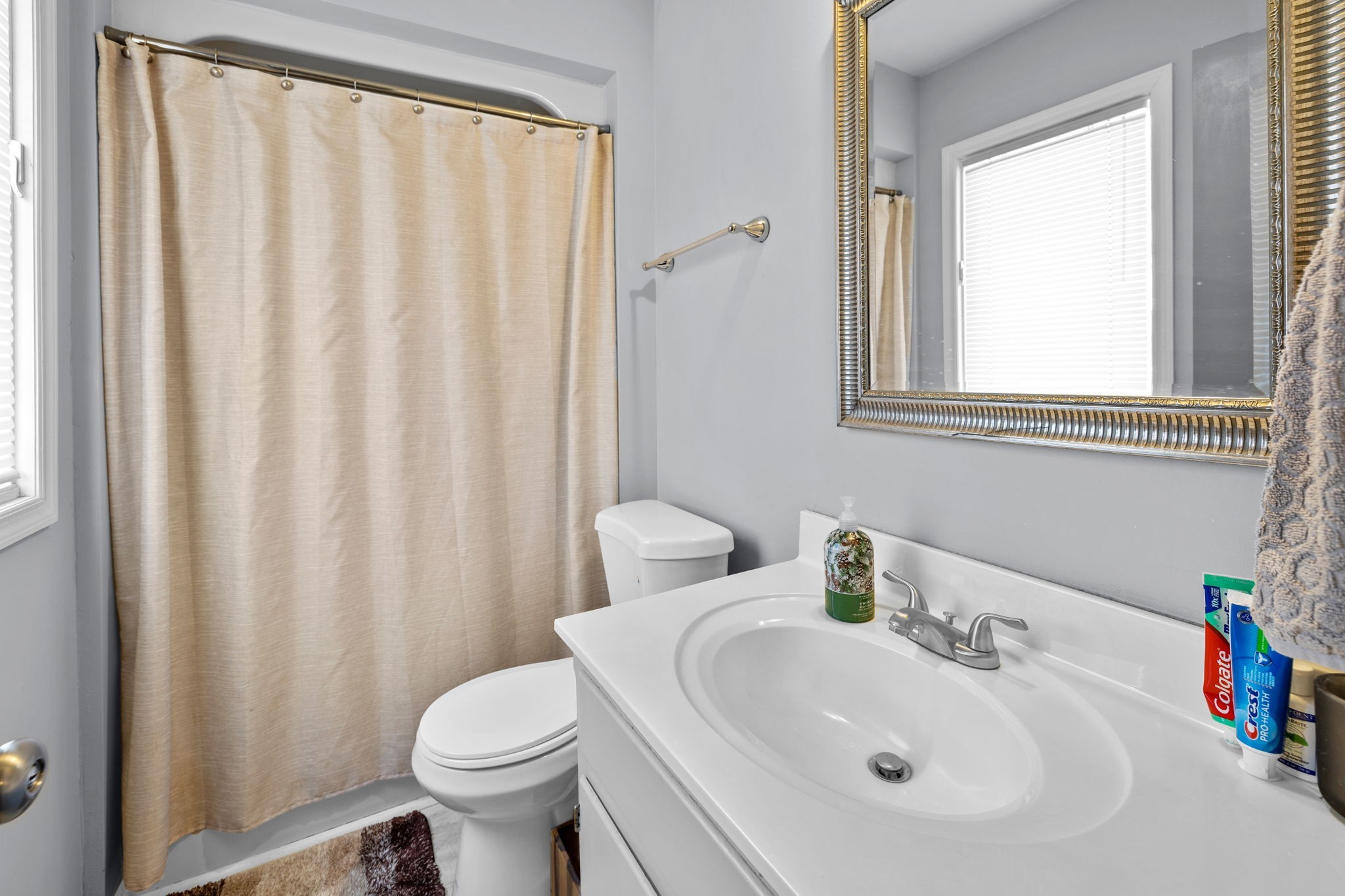 115 Larkway Dr