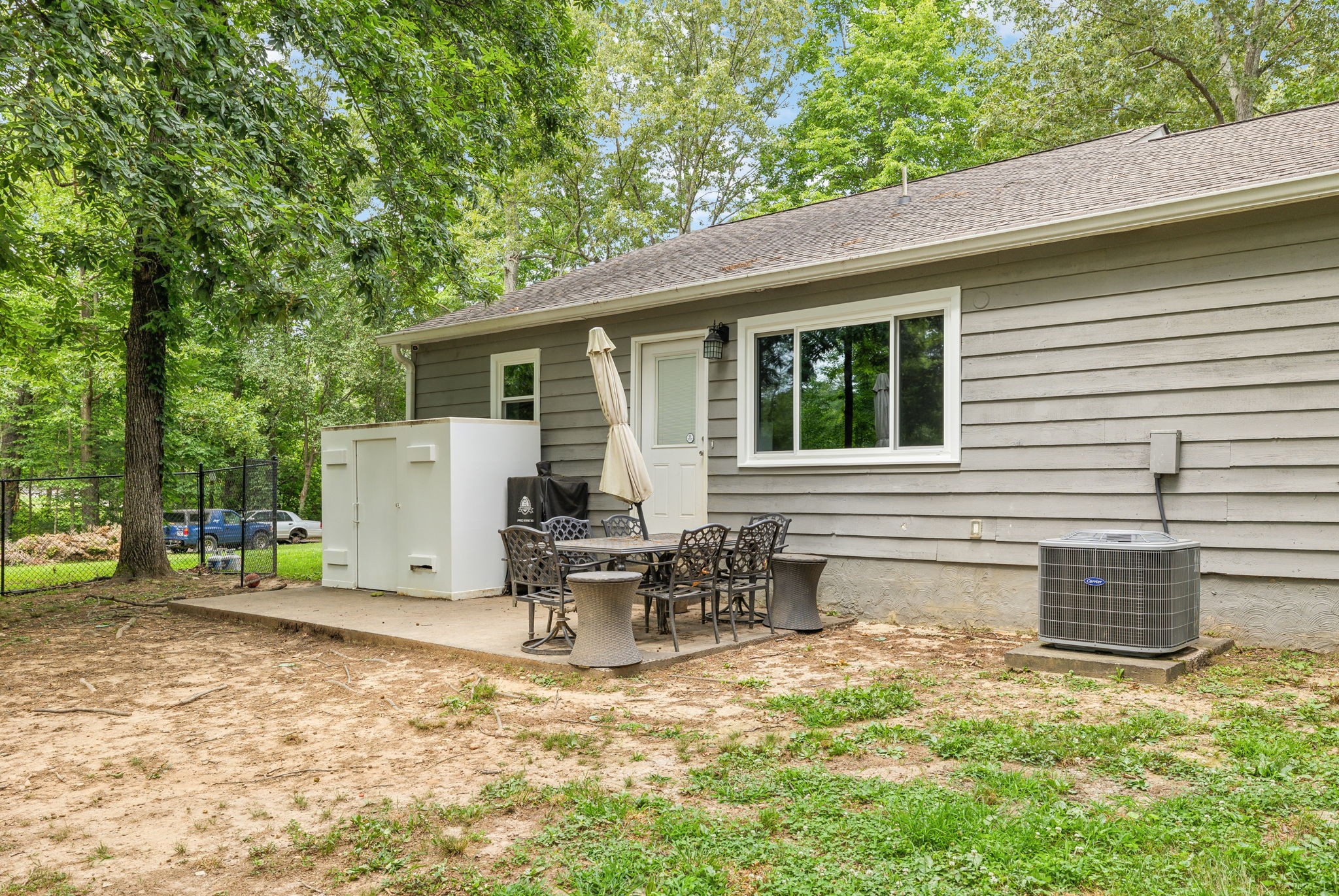 115 Larkway Dr