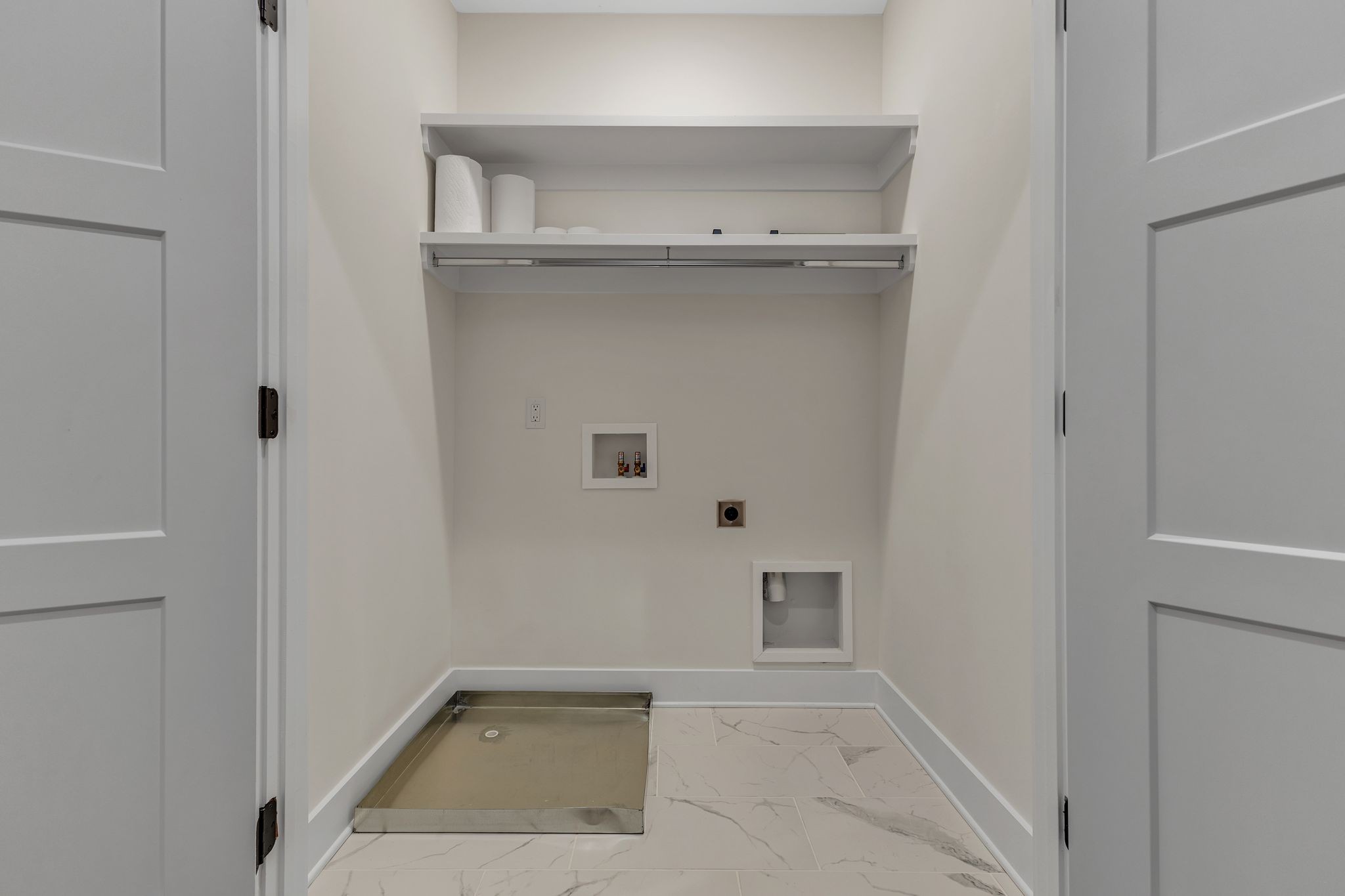 333 Stephens Valley Blvd