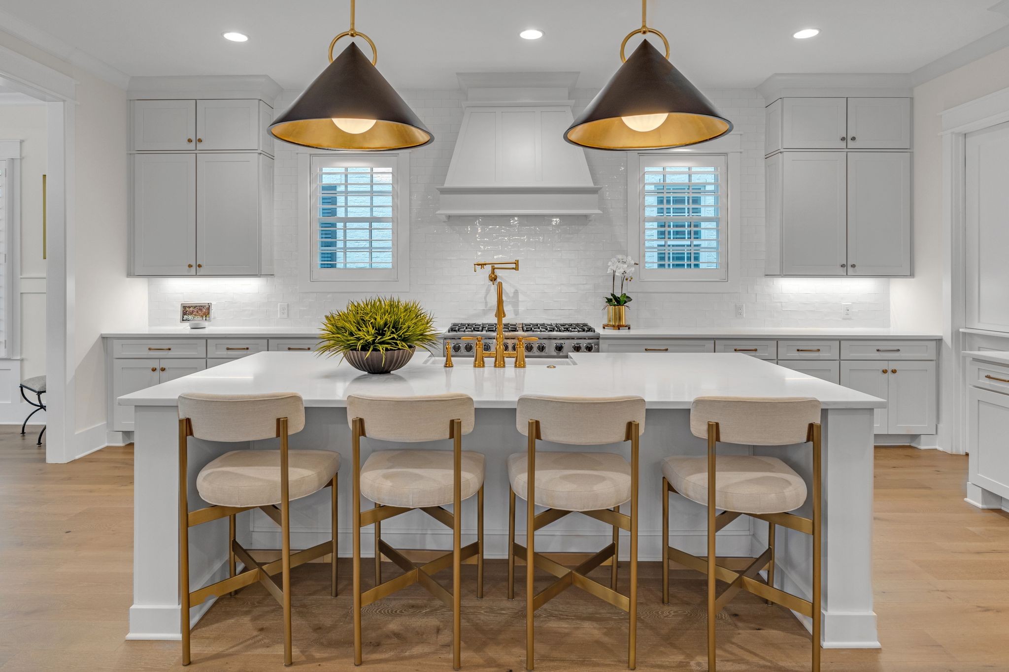 333 Stephens Valley Blvd