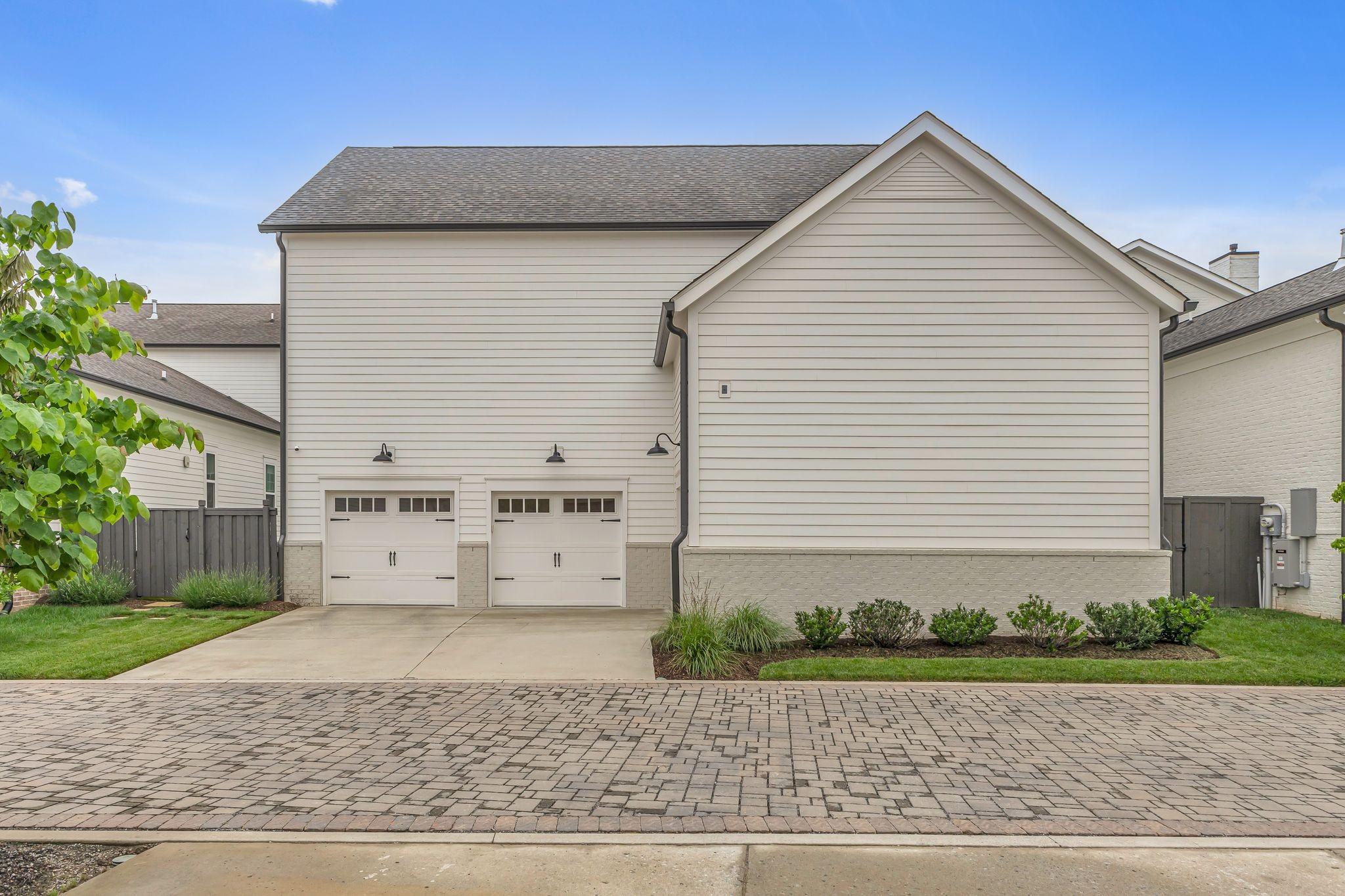 333 Stephens Valley Blvd