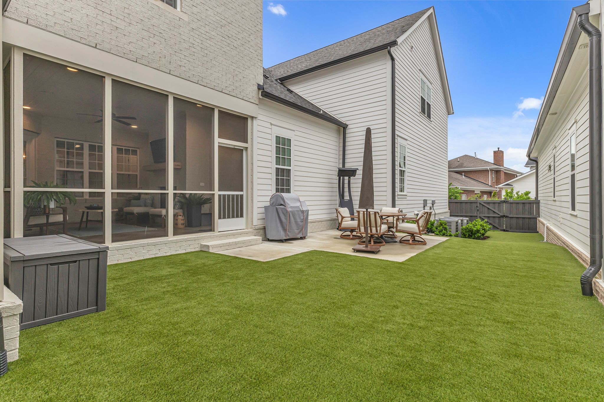 333 Stephens Valley Blvd