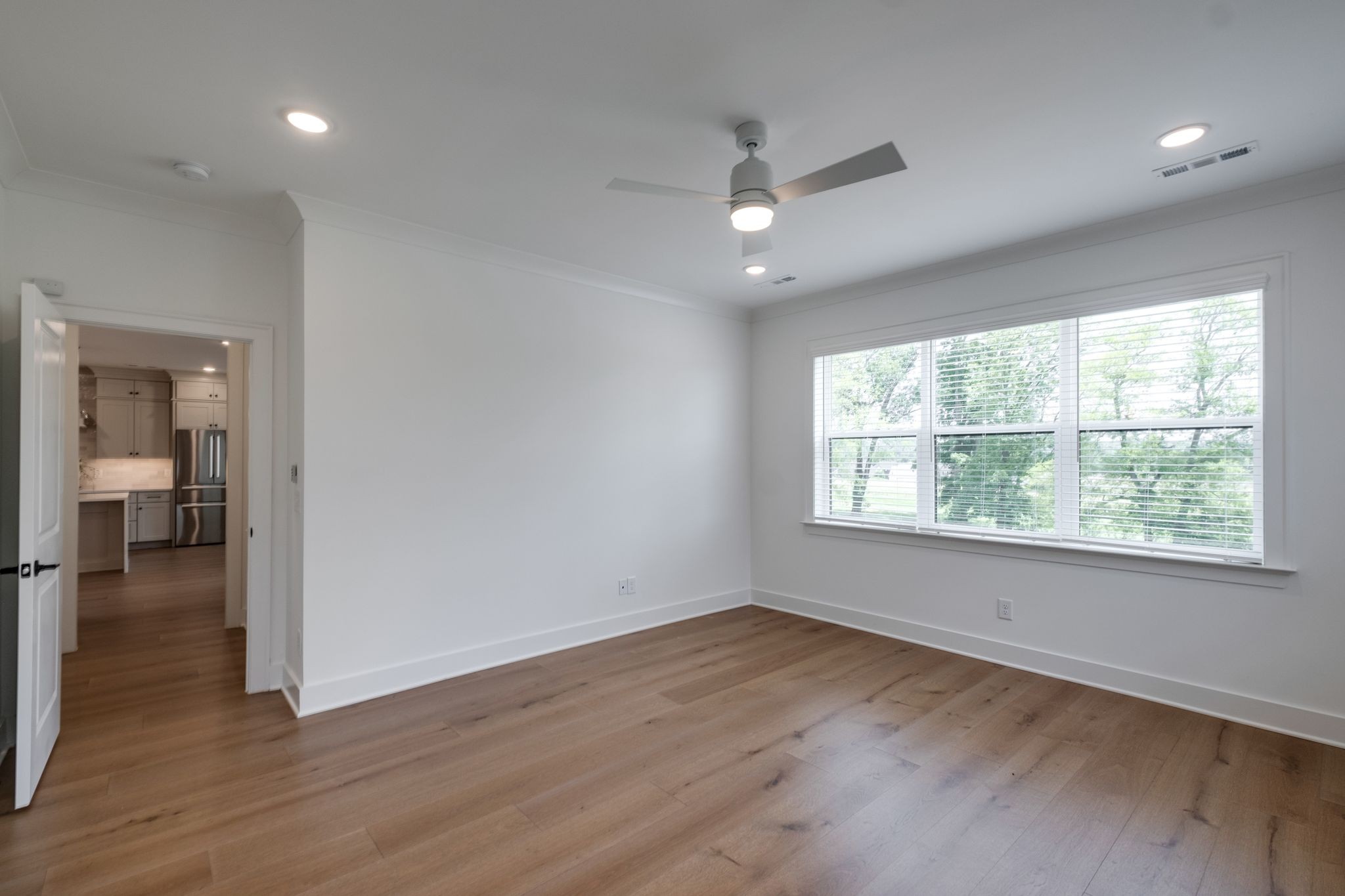 3295 Sassafras Ln