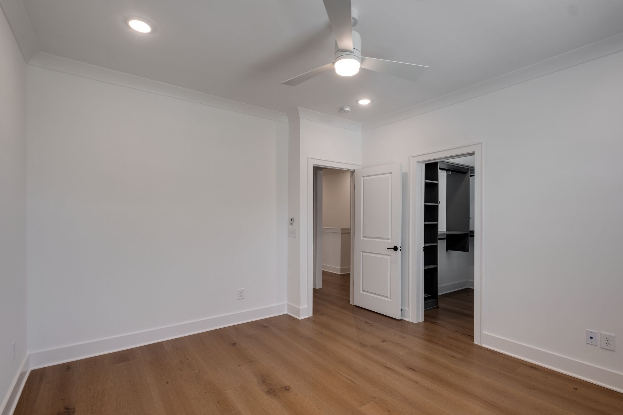 3295 Sassafras Ln