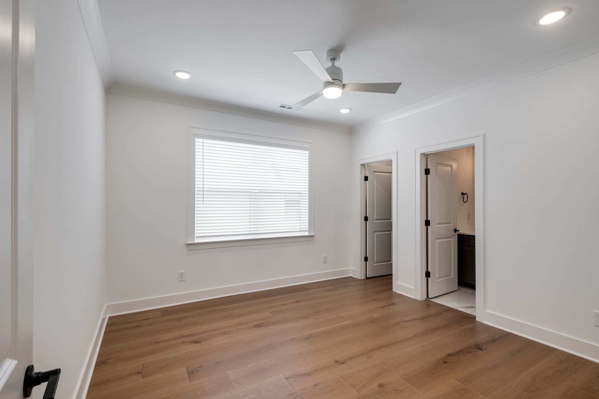 3295 Sassafras Ln