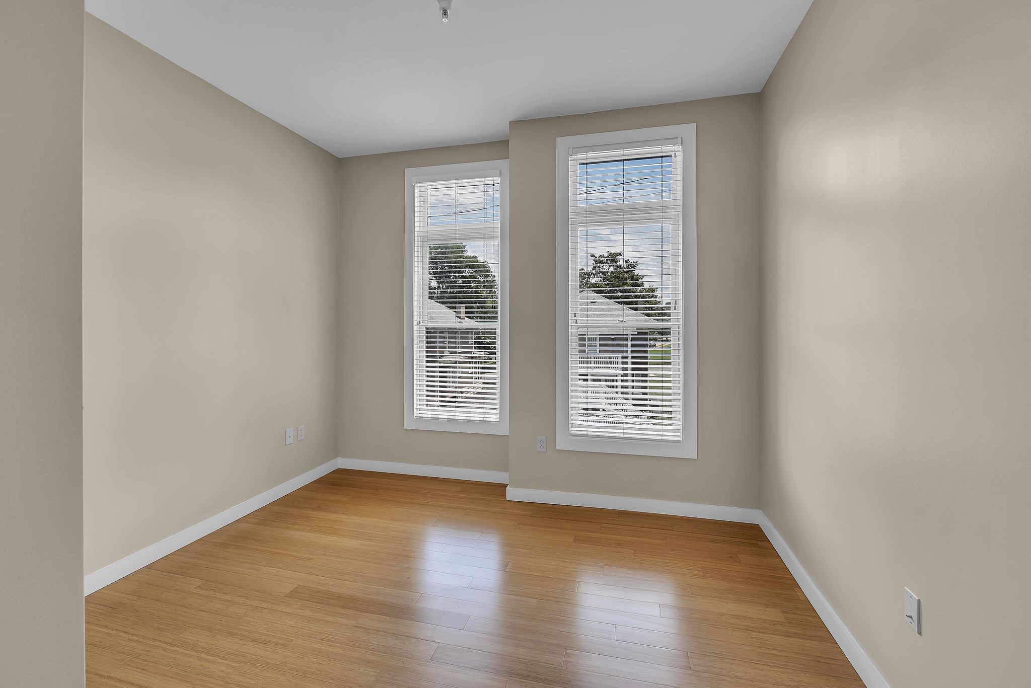 1706 18th Ave, S Unit: 115