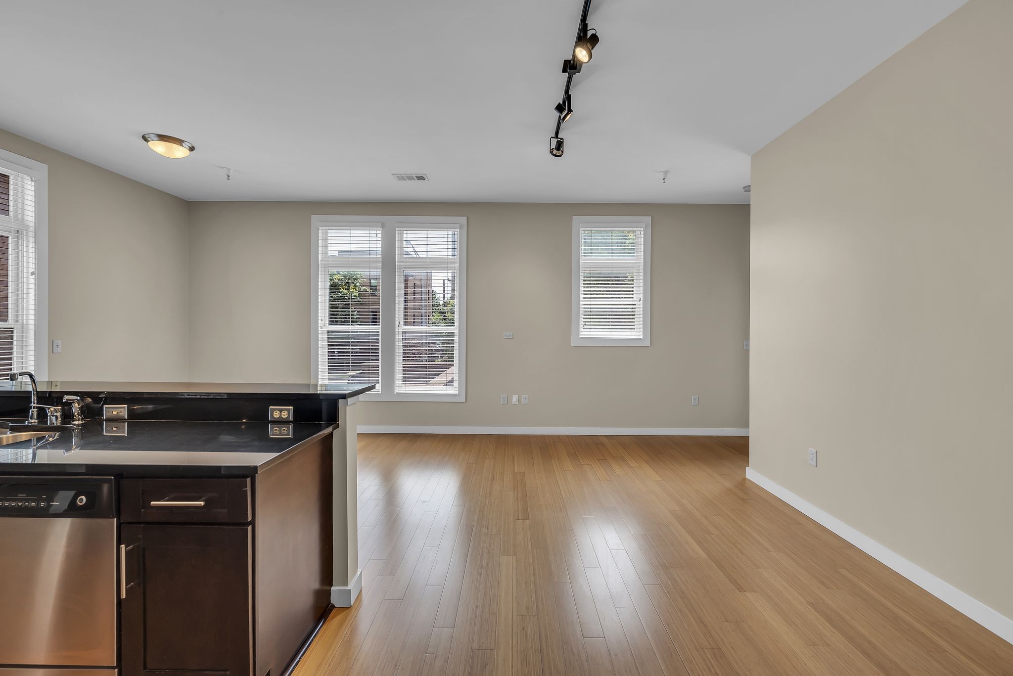 1706 18th Ave, S Unit: 115