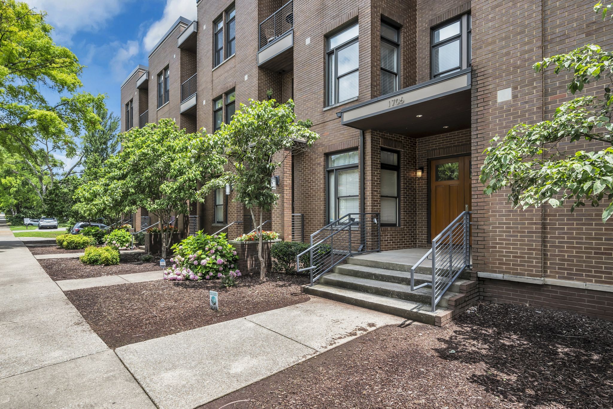 1706 18th Ave, S Unit: 115