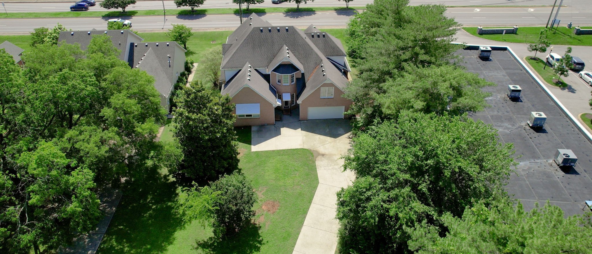 1546 W Northfield Blvd