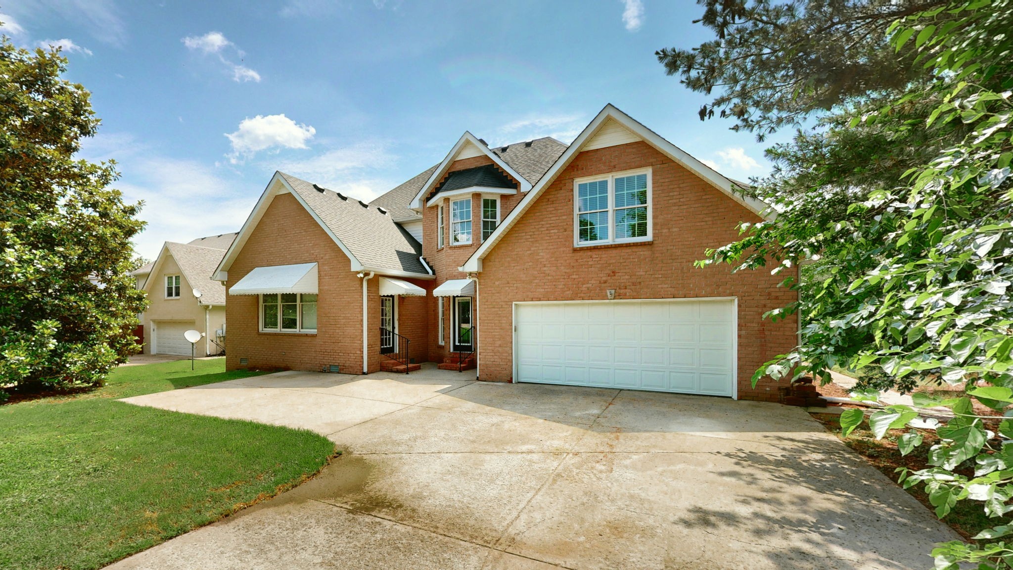 1546 W Northfield Blvd