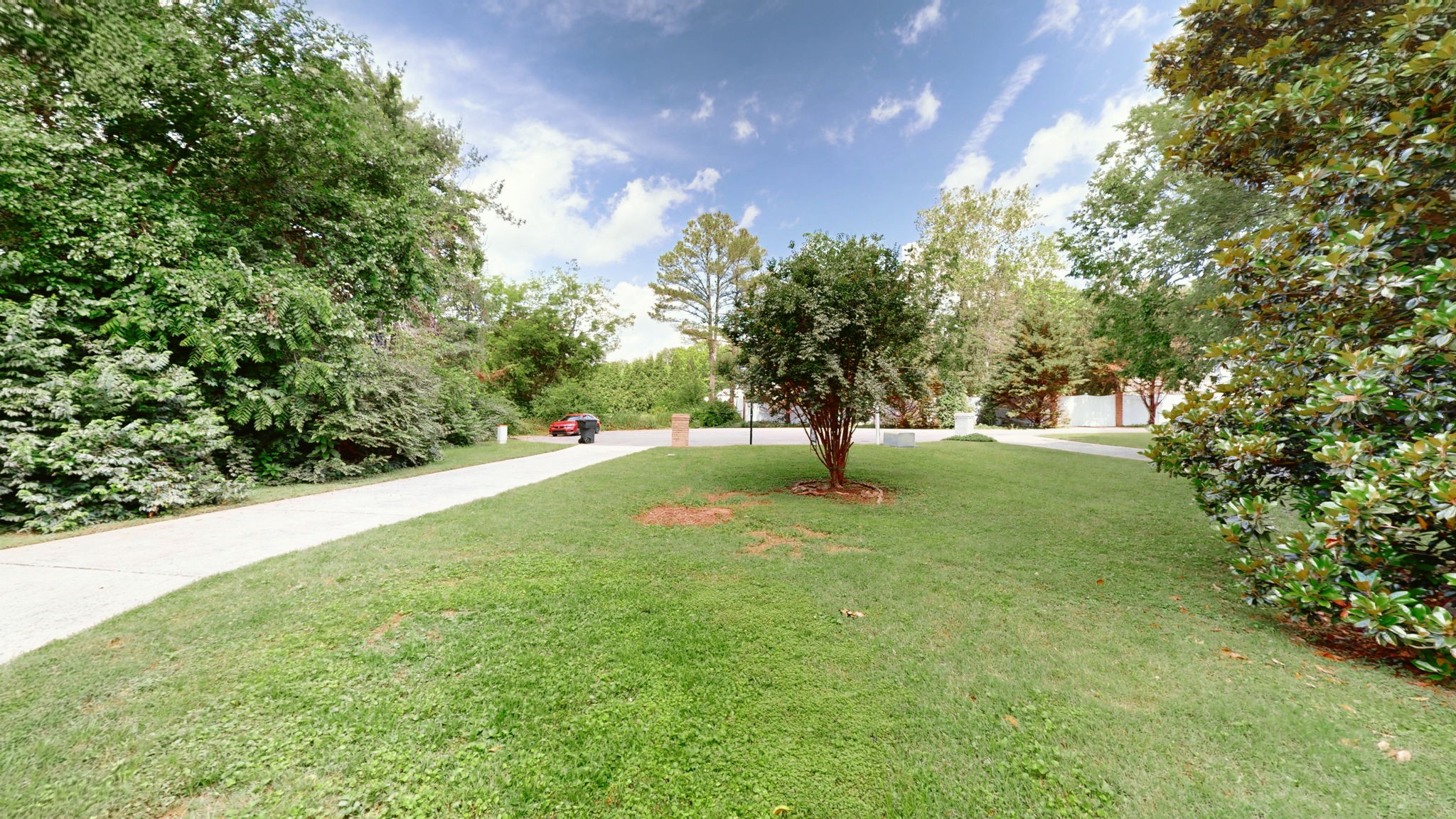 1546 W Northfield Blvd