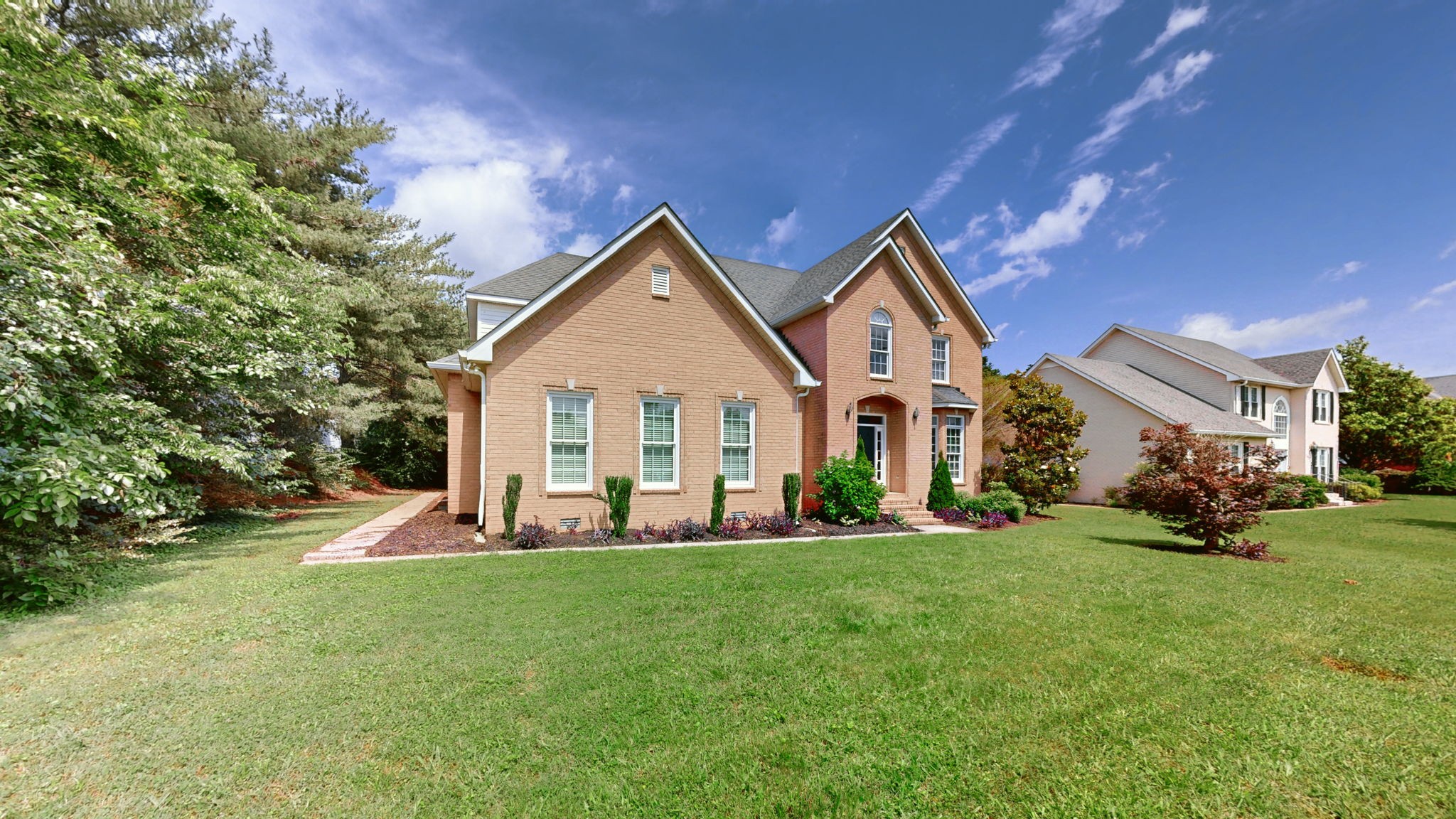 1546 W Northfield Blvd